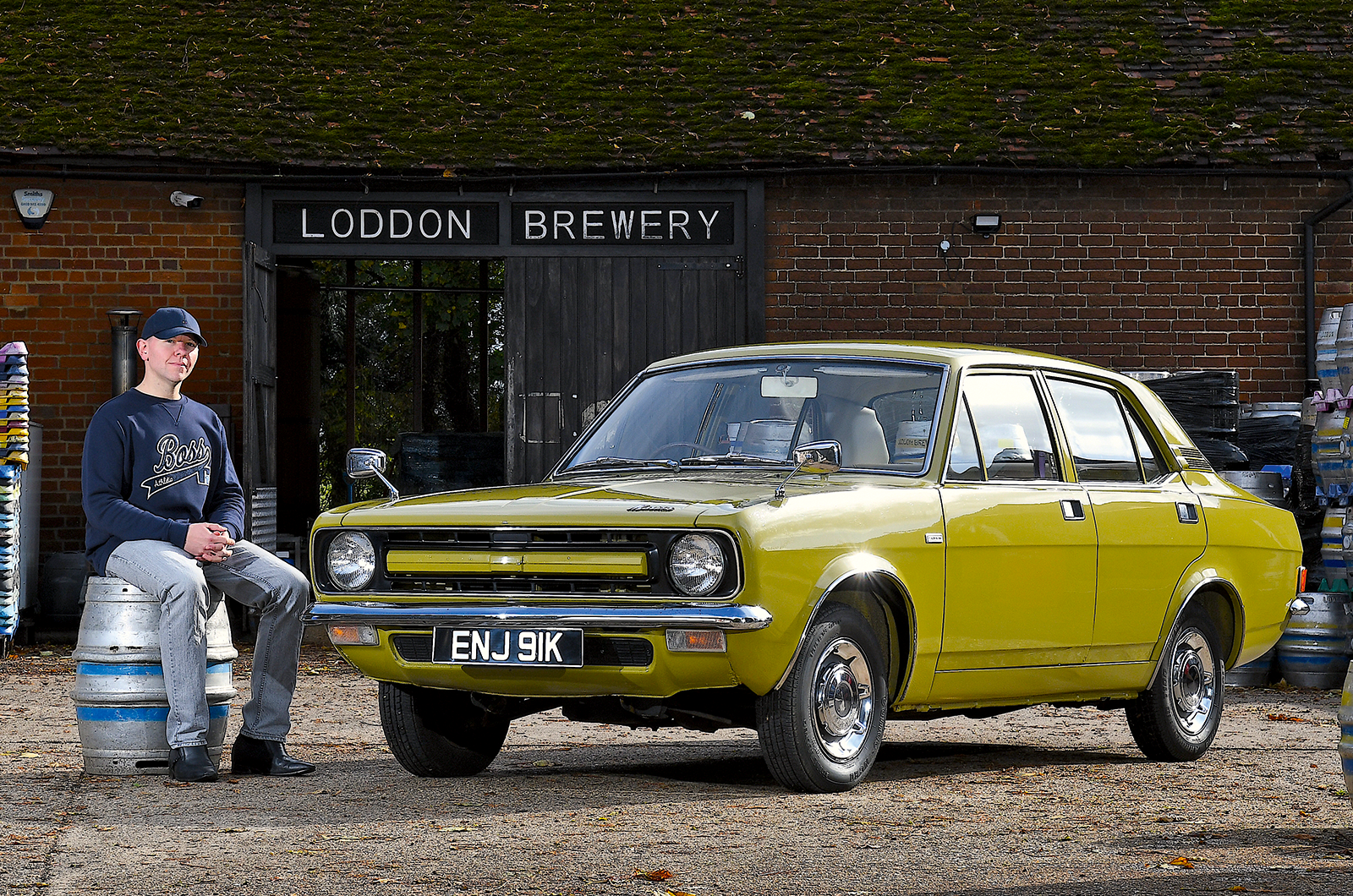 Classic & Sports Car – Morris Marina vs Hillman Hunter vs Vauxhall Cavalier: sales pitch