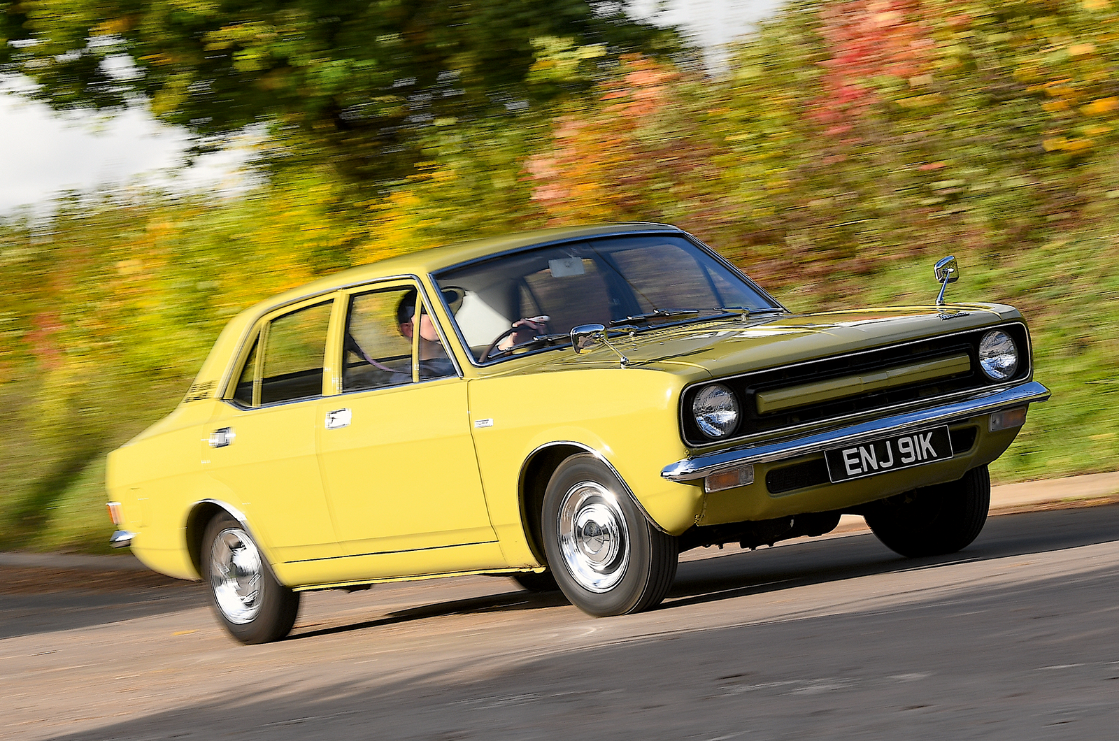 Classic & Sports Car – Morris Marina vs Hillman Hunter vs Vauxhall Cavalier: sales pitch