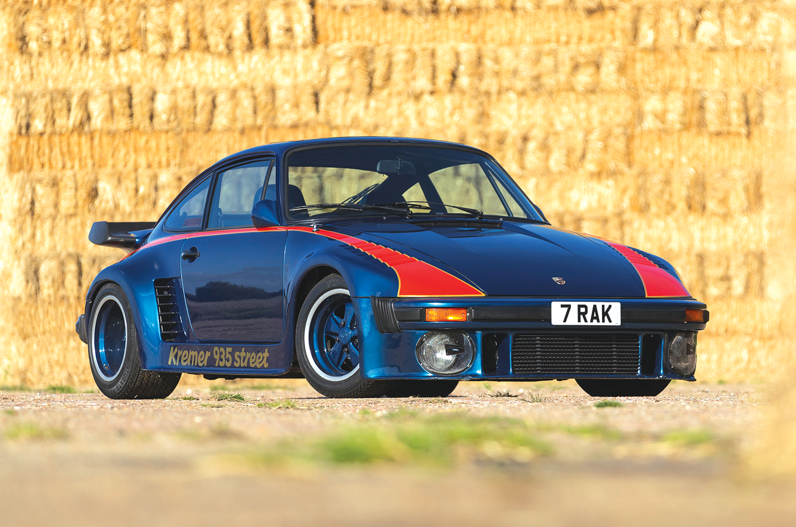 Classic & Sports Car – Porsche 911 Carrera 2.7 MFI by Kremer: street-legal racer
