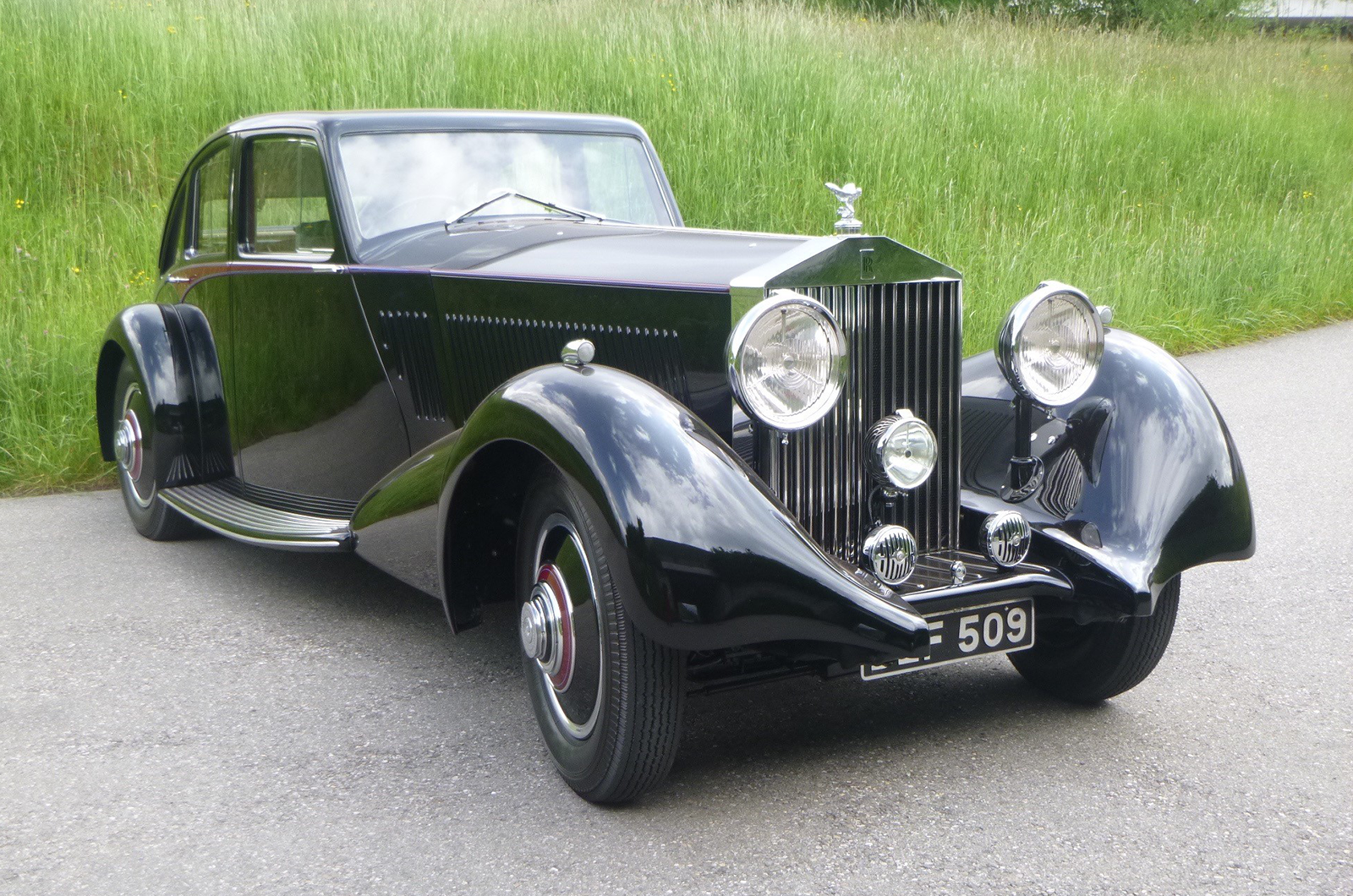 Classic & Sports Car – Collection of rare cars joins Concours of Elegance line-up