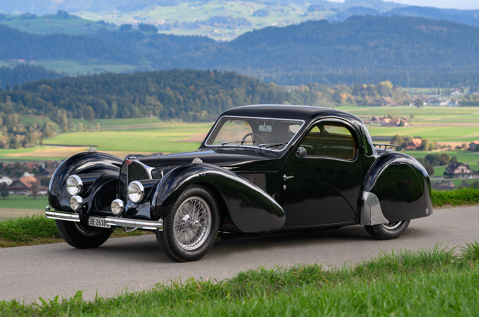 Classic & Sports Car – Grand Prix-winning Alfa Romeo and Bugatti join Concours of Elegance stars