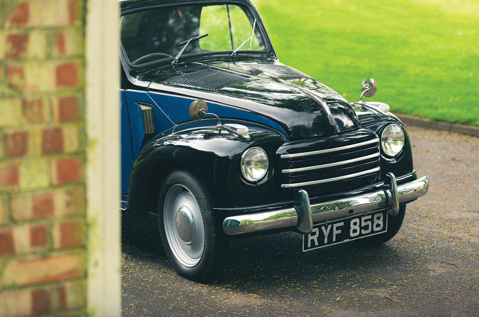 Classic & Sports Car – Fiat 500C ‘Topolino’: the mouse that roared