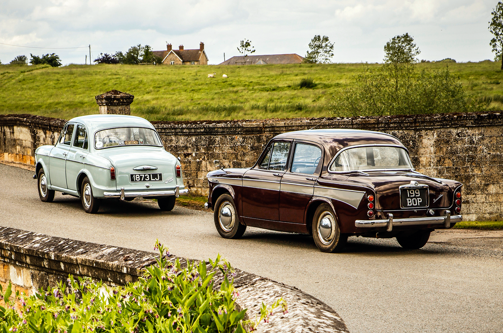Classic & Sports Car – Wolseley 1500 vs Singer Gazelle: middleweights for middle England