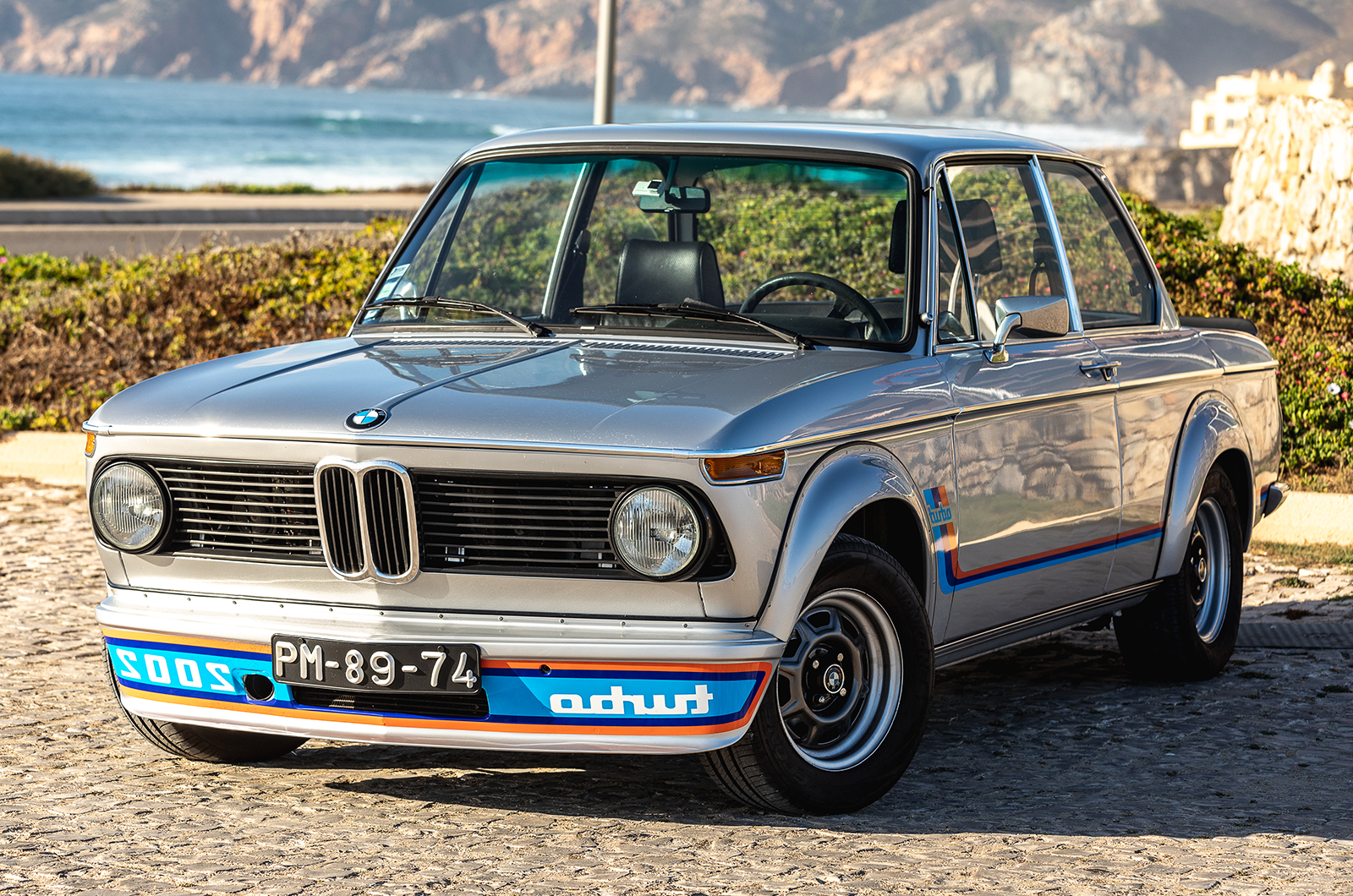 Classic & Sports Car – BMW 2002 turbo: induction ceremony