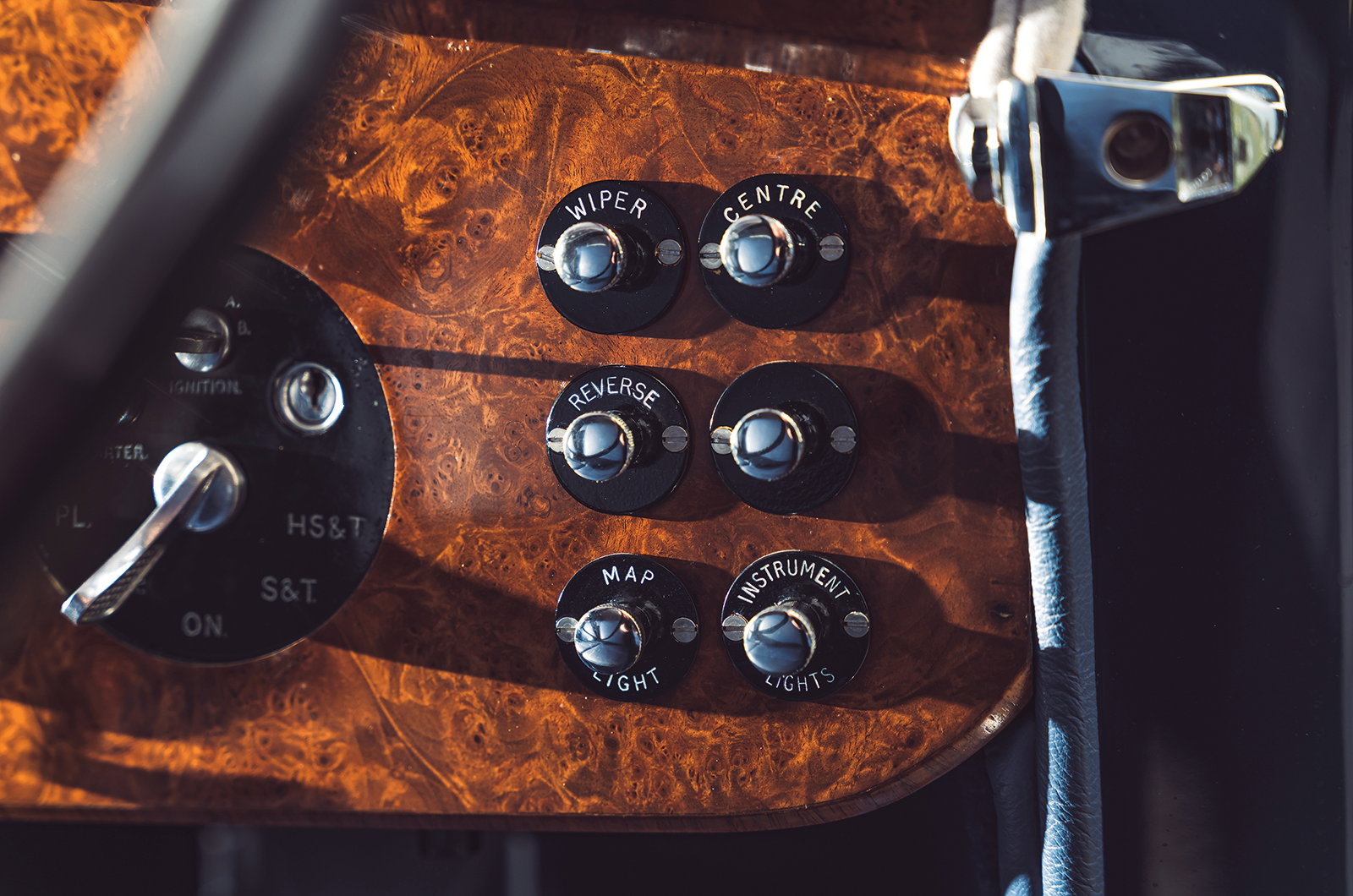 Classic & Sports Car – Rolls-Royce Phantom III: excellence at all costs