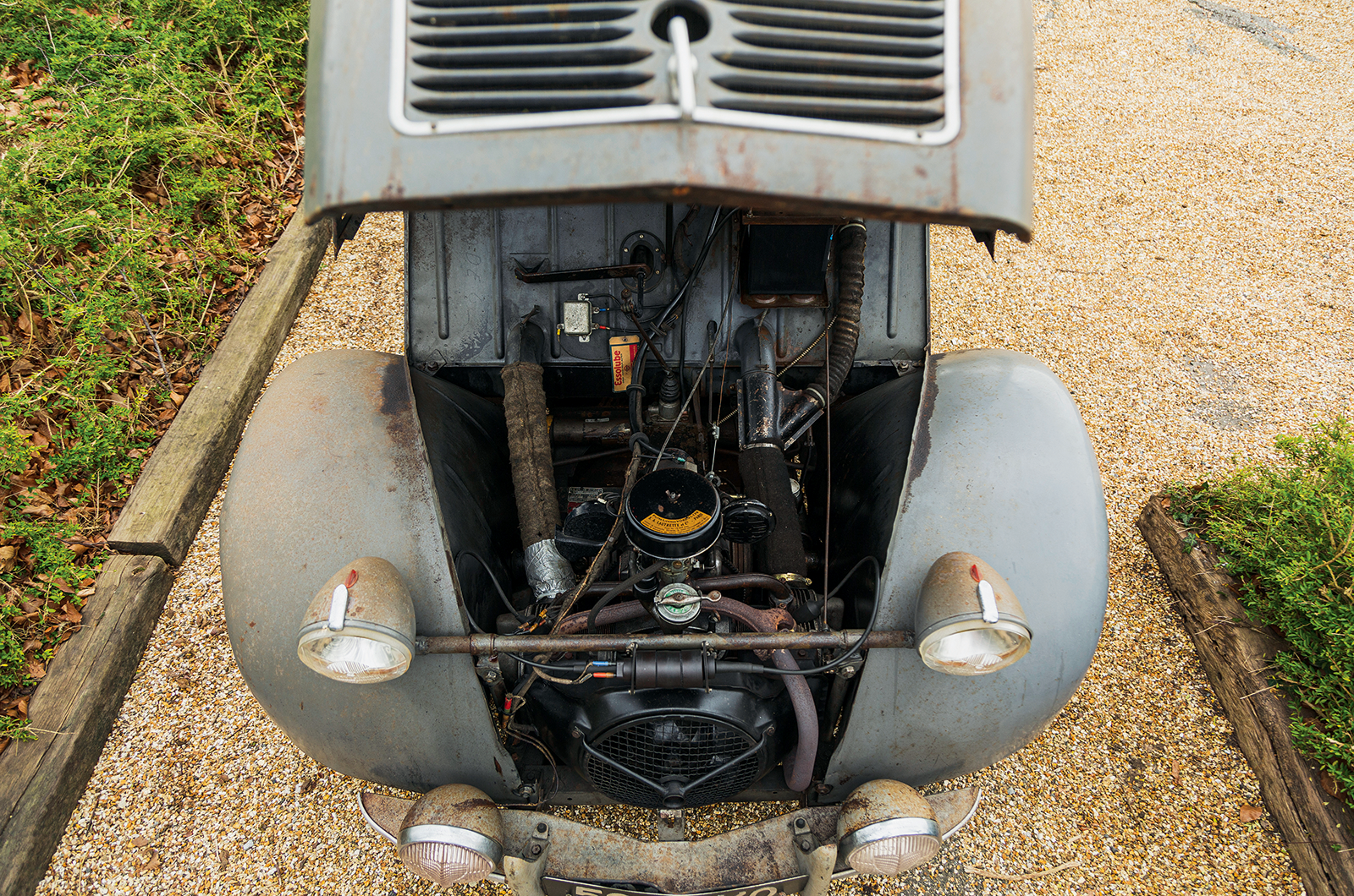 Classic & Sports Car – 1948’s game changers: Citroën 2CV