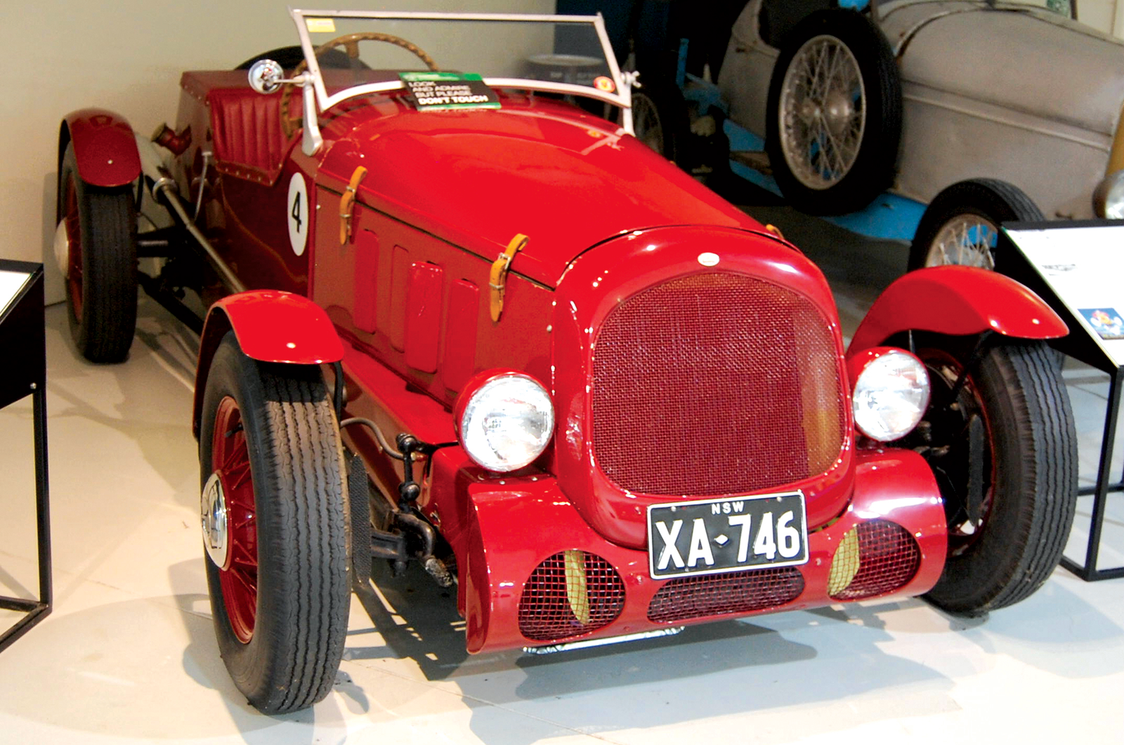Classic & Sports Car – Classic shrine: National Motor Racing Museum Bathurst