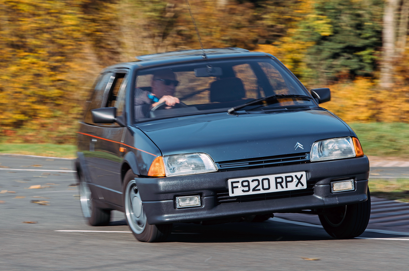 Classic & Sports Car – Peugeot 205 Rallye vs Citroën AX GT: French featherweights