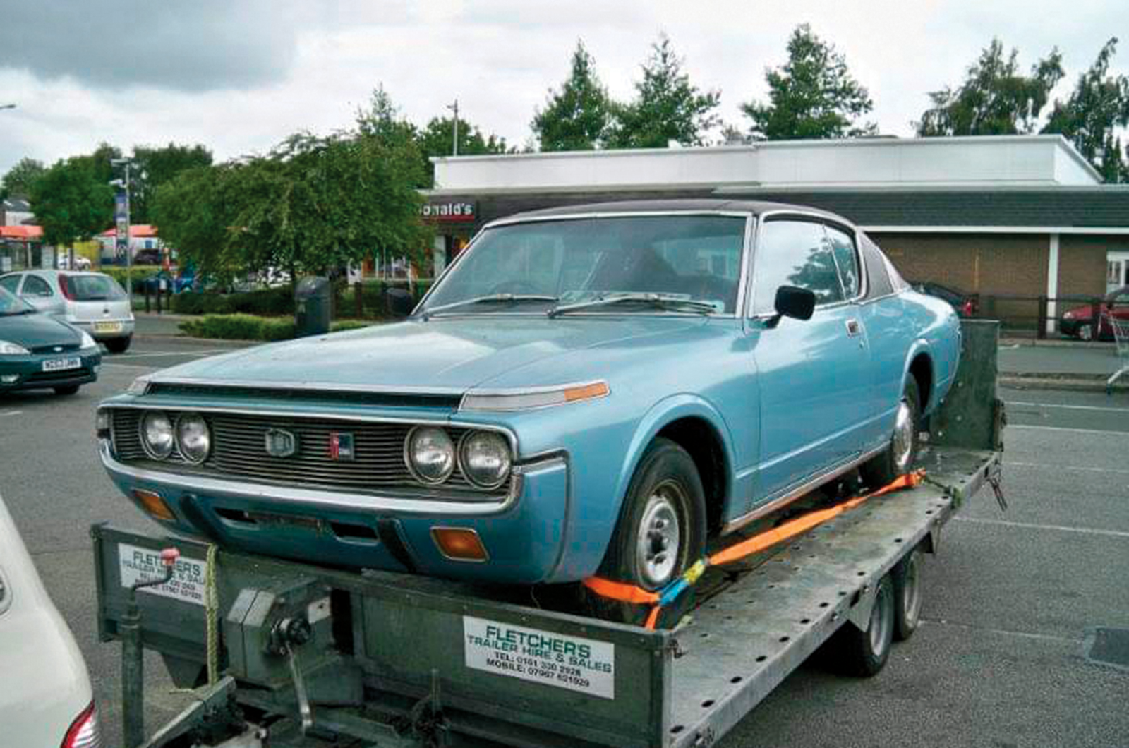 Classic & Sports Car – Toyota Crown: foreign affairs