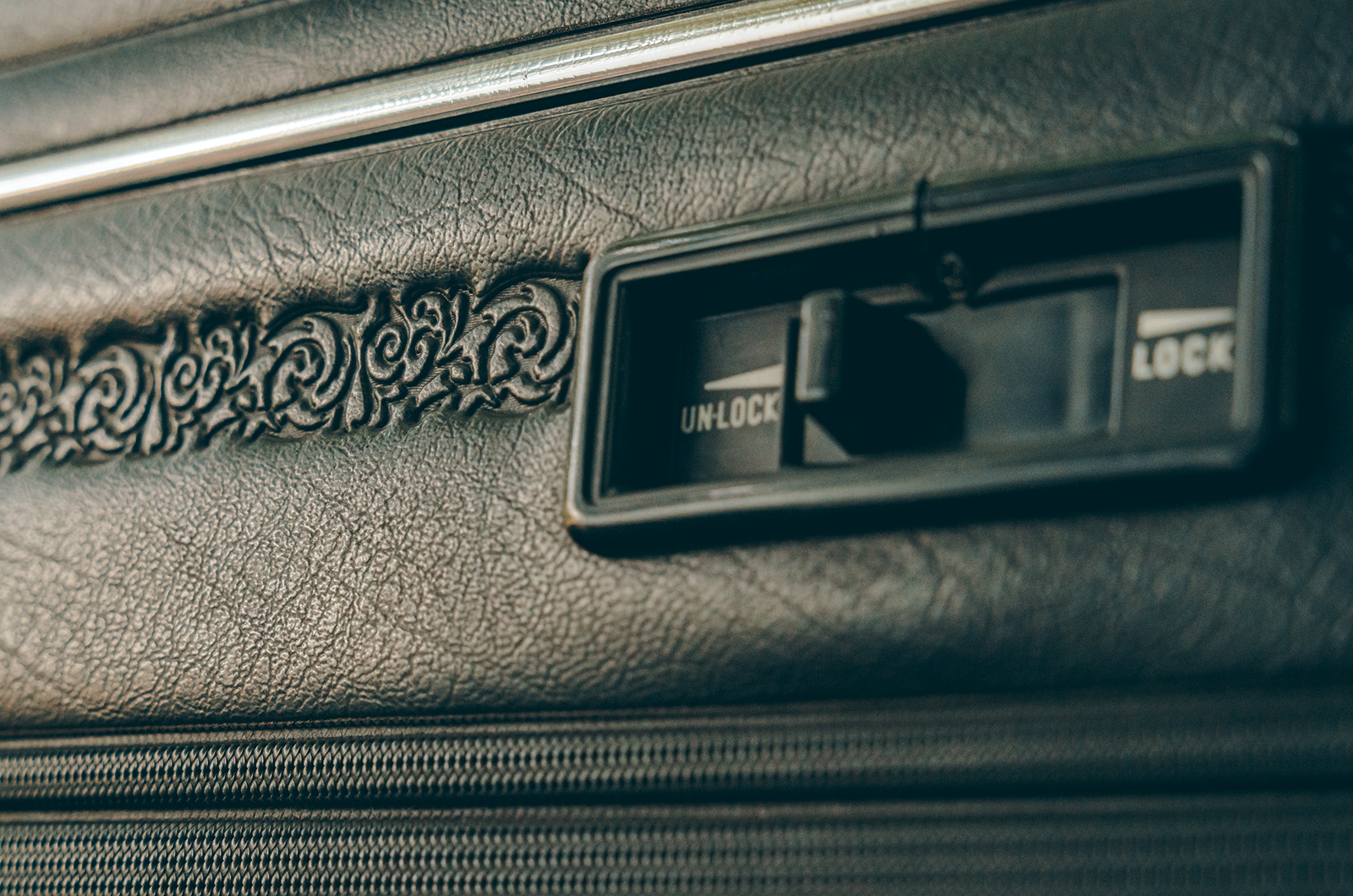 Classic & Sports Car – Toyota Crown: foreign affairs