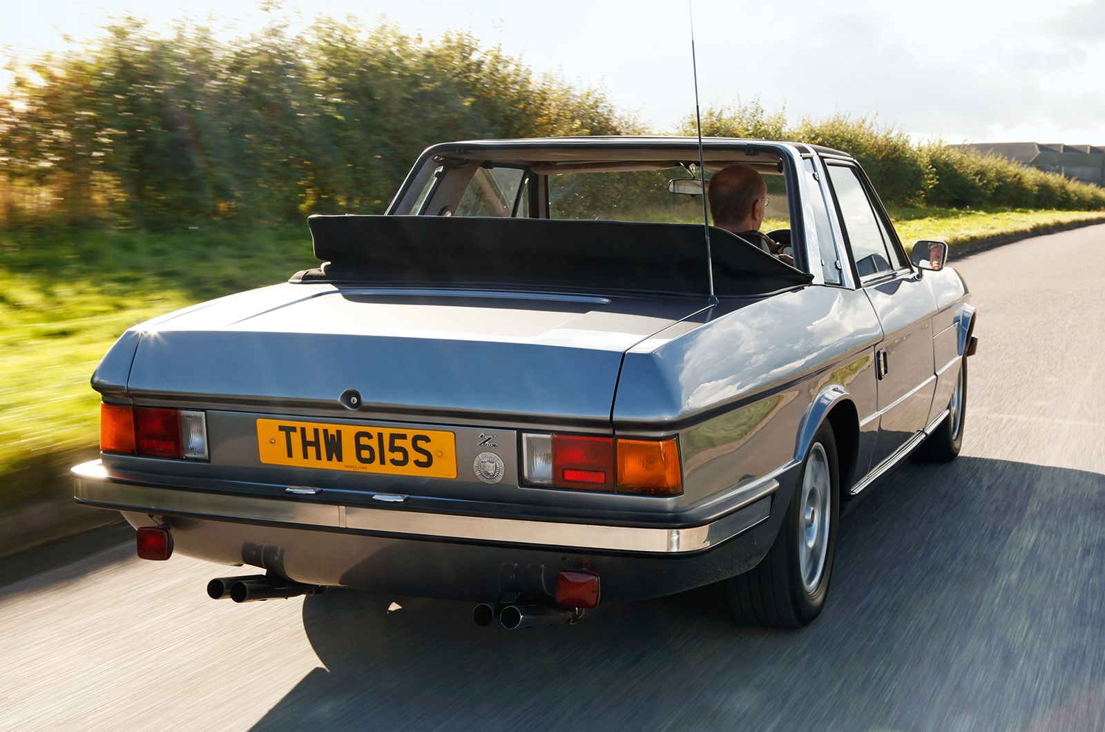 Classic & Sports Car – Aston Martin Lagonda V8 vs Bristol 412 vs Rolls-Royce Camargue: eccentric excess