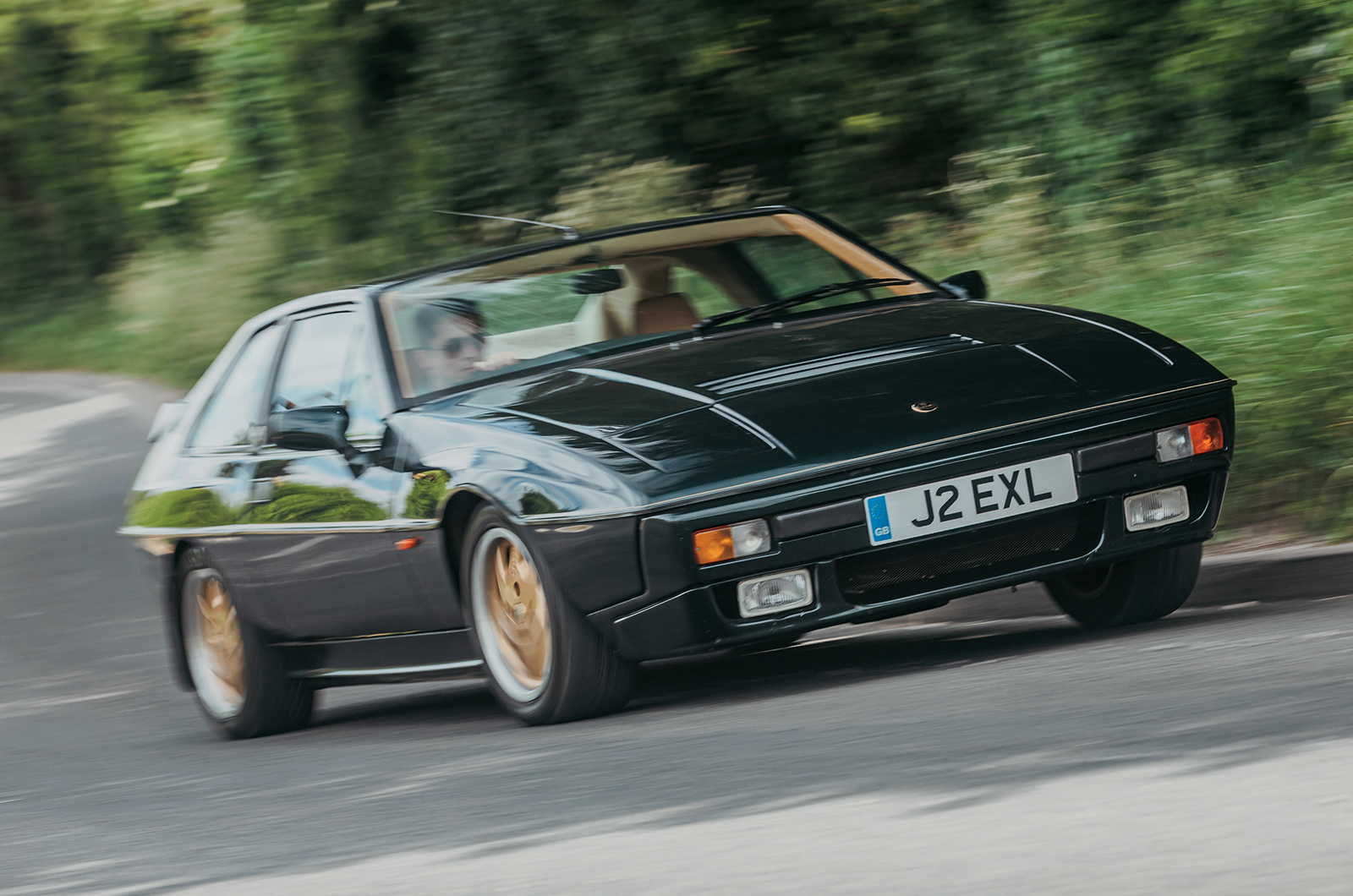 Classic & Sports Car – Ferrari Mondial vs Porsche 911 vs Alpine GTA vs Lotus Excel: 2+2 equals phwoar