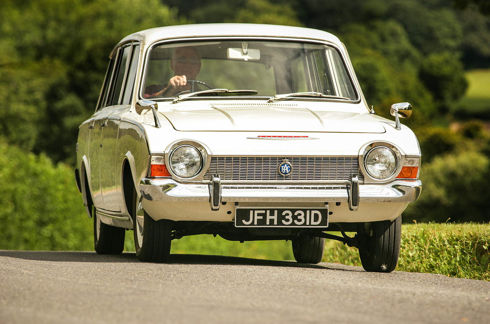 Classic & Sports Car – Ford Corsair: the Thunderbird from Halewood