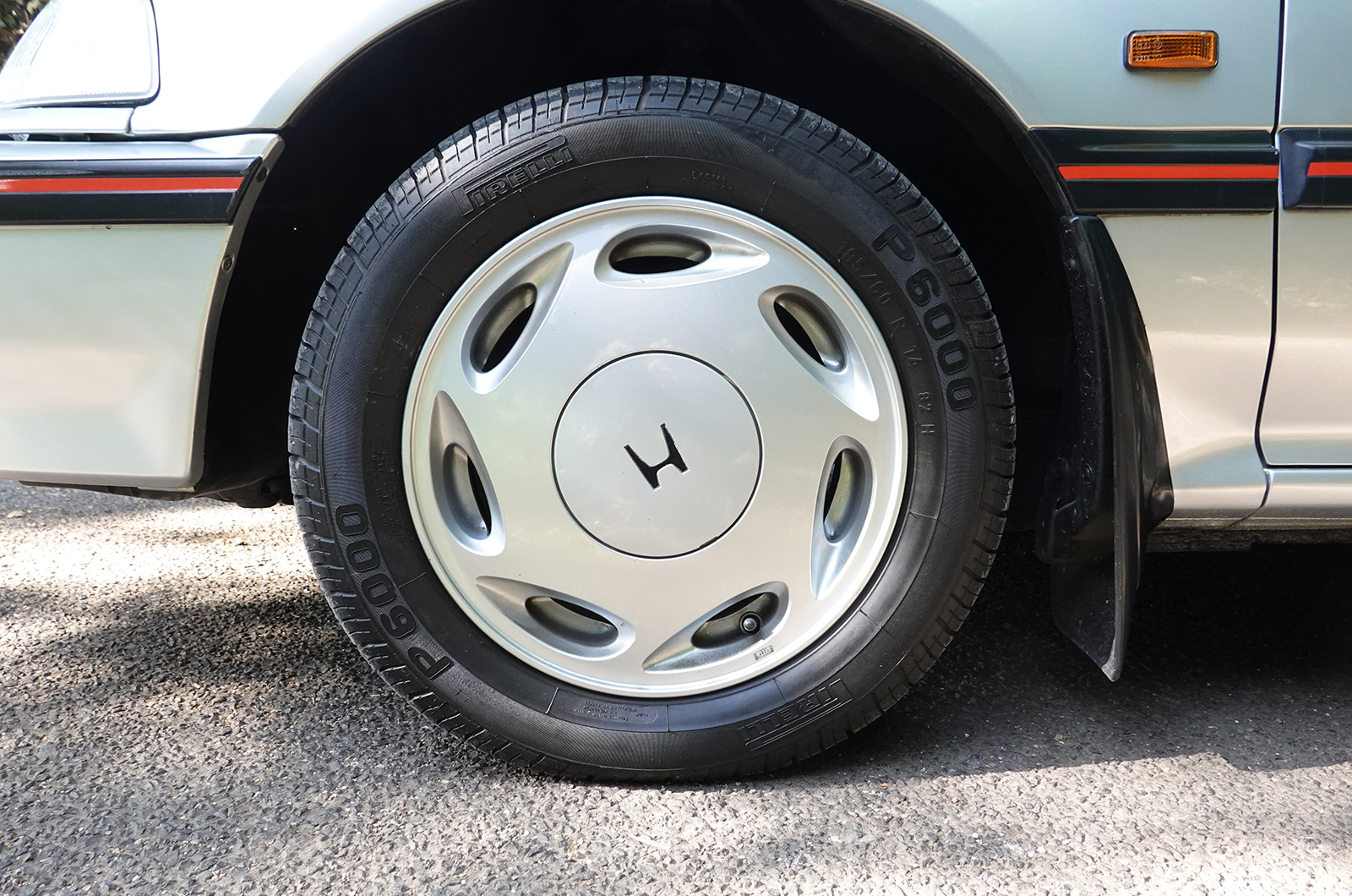 Classic & Sports Car – Your classic: Honda Civic 1.6i-16
