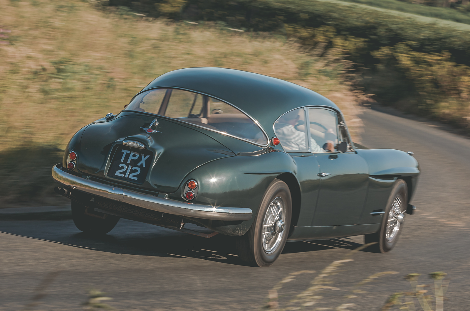 Classic & Sports Car – Jensen 541 family: chariots of fibre