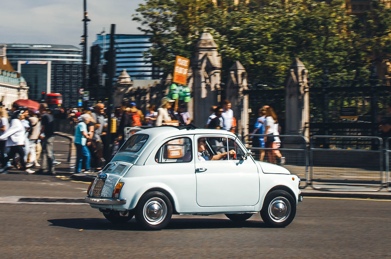 Classic & Sports Car – Electric Fiat 500: shock therapy