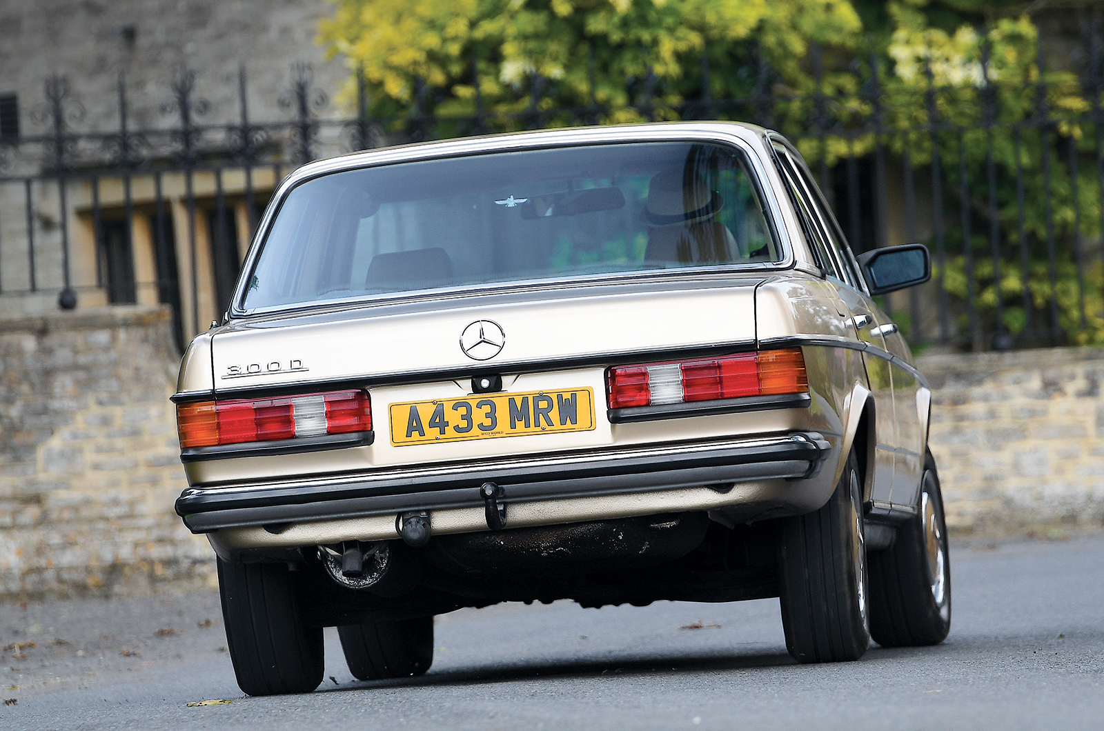 Classic & Sports Car – Cadillac Seville vs Mercedes-Benz 300D: transatlantic oil tankers