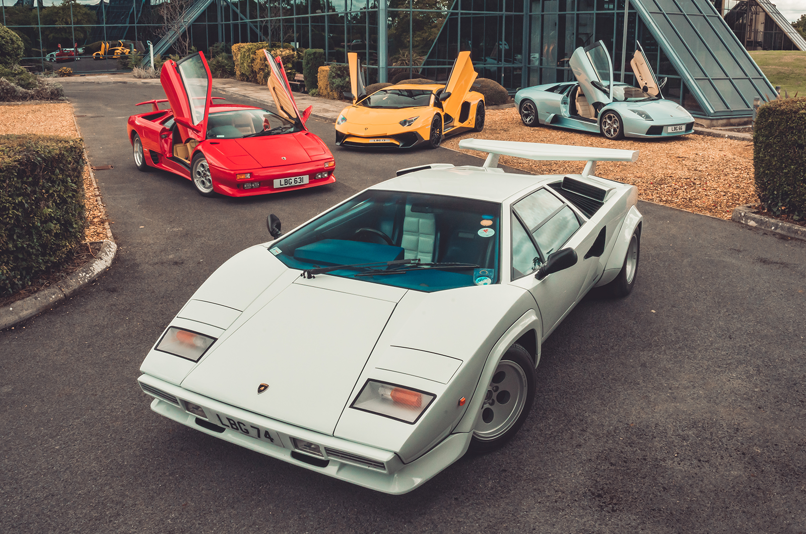 Classic & Sports Car – Lamborghini Countach, Diablo, Murciélago and Aventador: the wild bunch