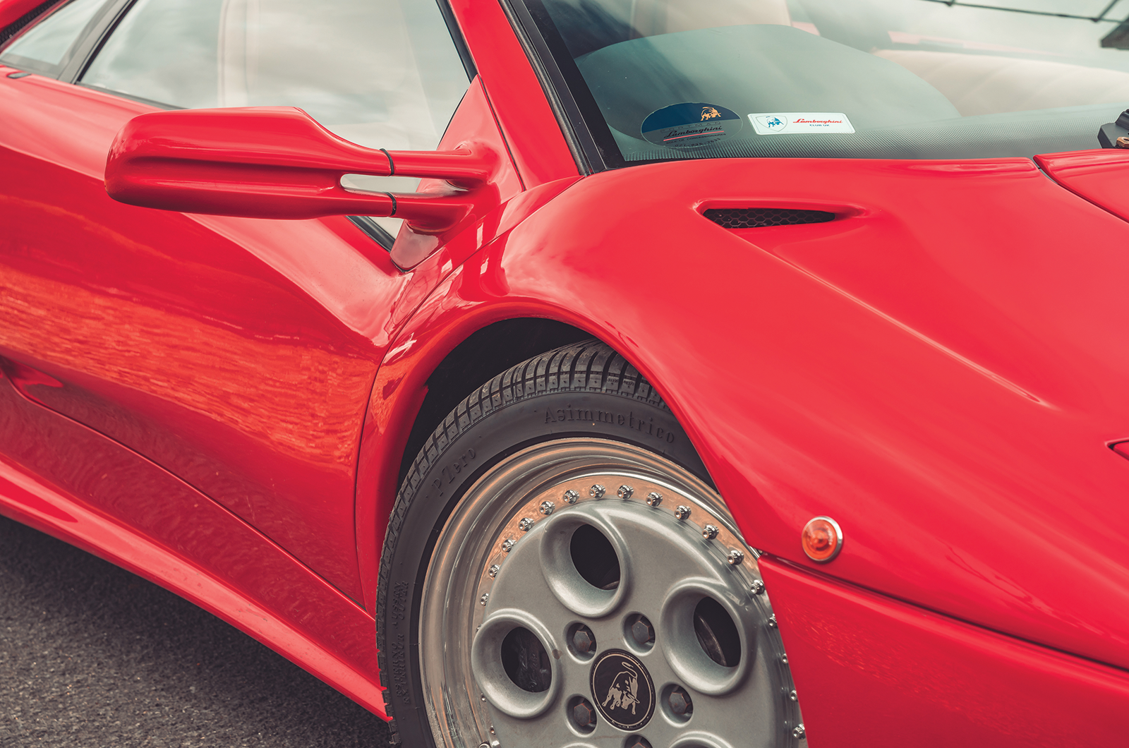 Classic & Sports Car – Lamborghini Countach, Diablo, Murciélago and Aventador: the wild bunch