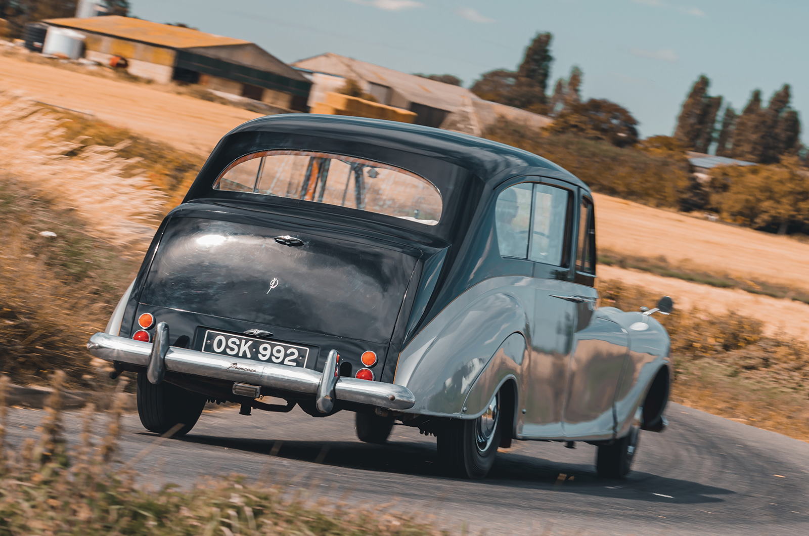 Classic & Sports Car – Austin Sheerline vs Vanden Plas Princess: the Longbridge Daimlers