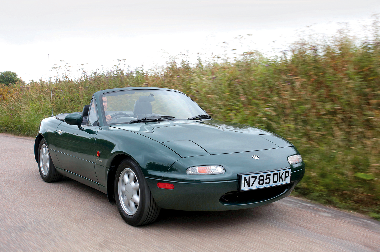 Classic & Sports Car – Buyer’s guide: Mazda MX-5 (NA)