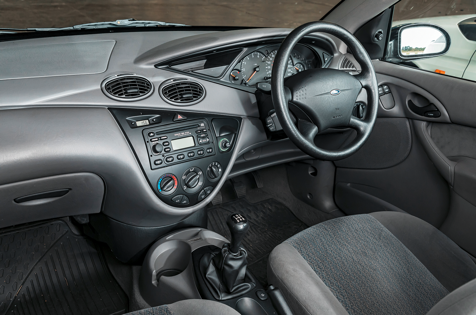 Classic & Sports Car – European Car of the Year at 60