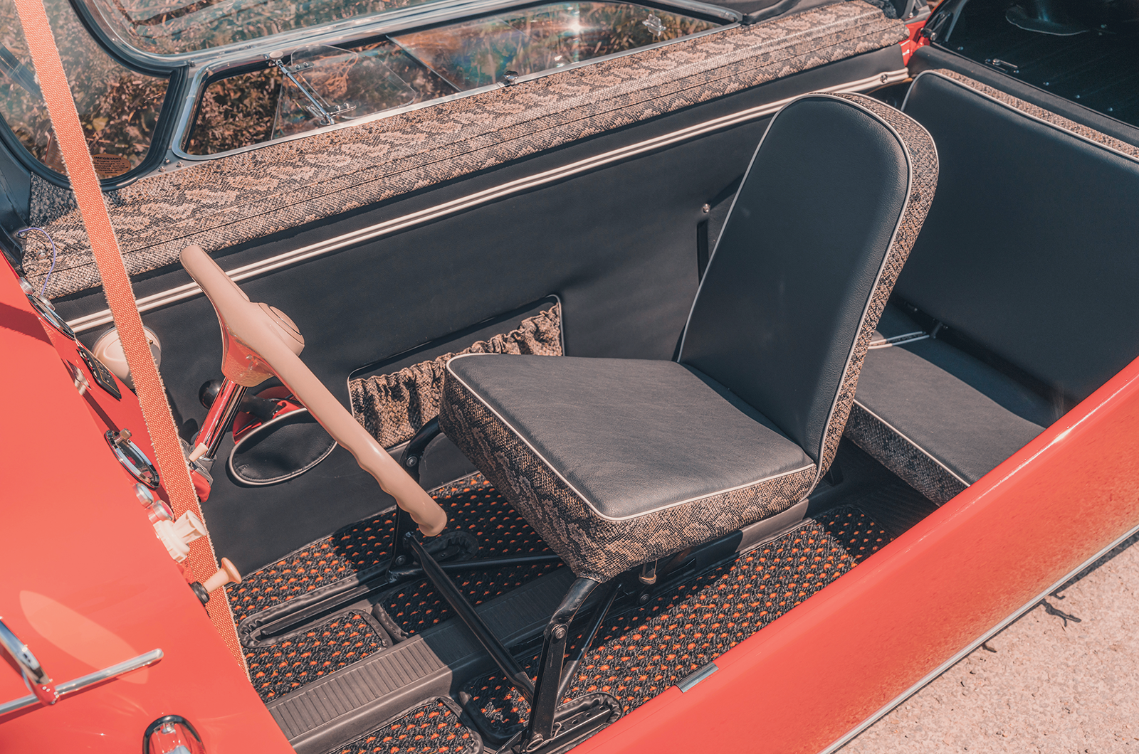 Classic & Sports Car – Isetta 300 and FMR KR200: meet the bubble-car king