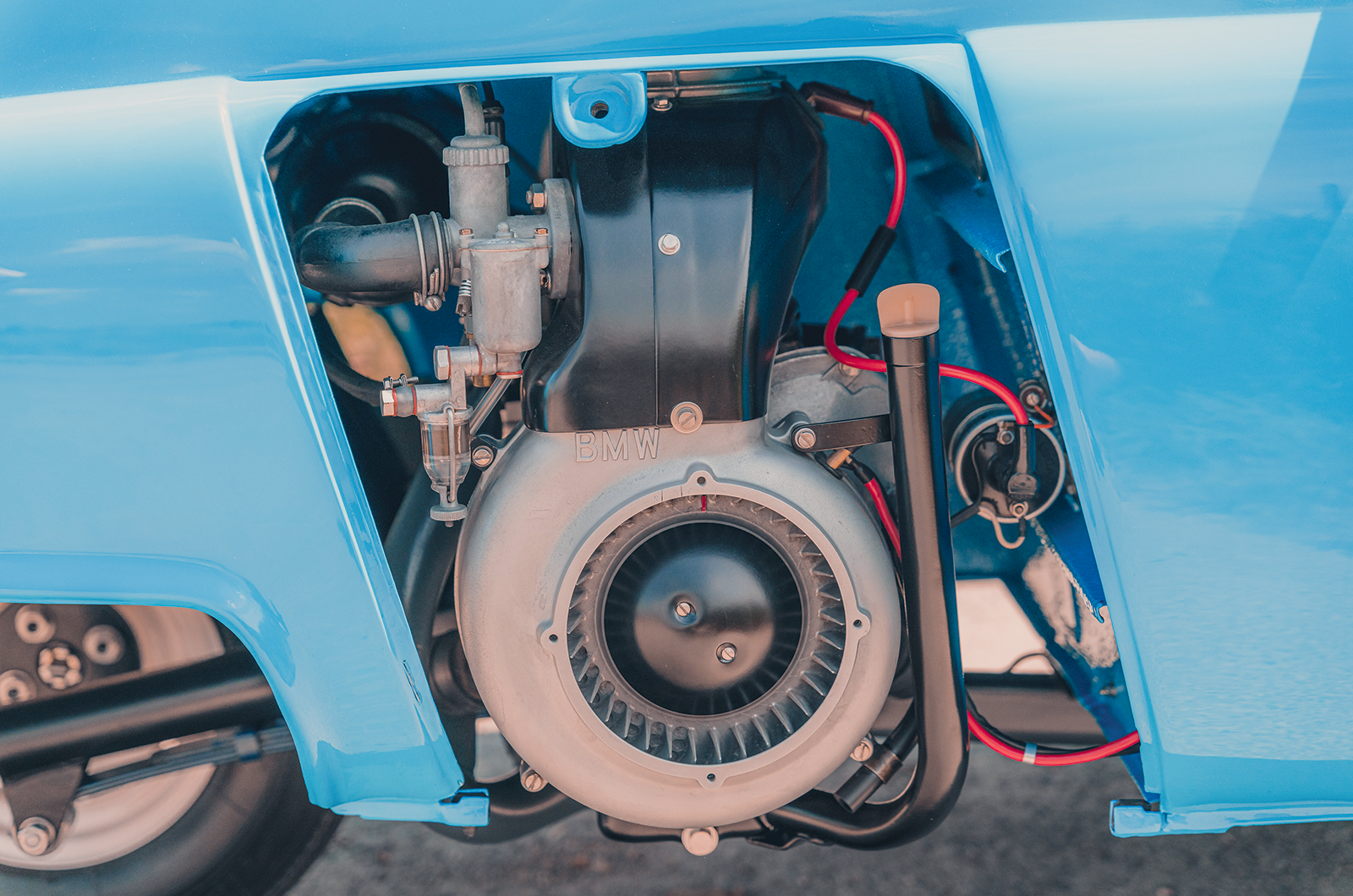 Classic & Sports Car – Isetta 300 and FMR KR200: meet the bubble-car king