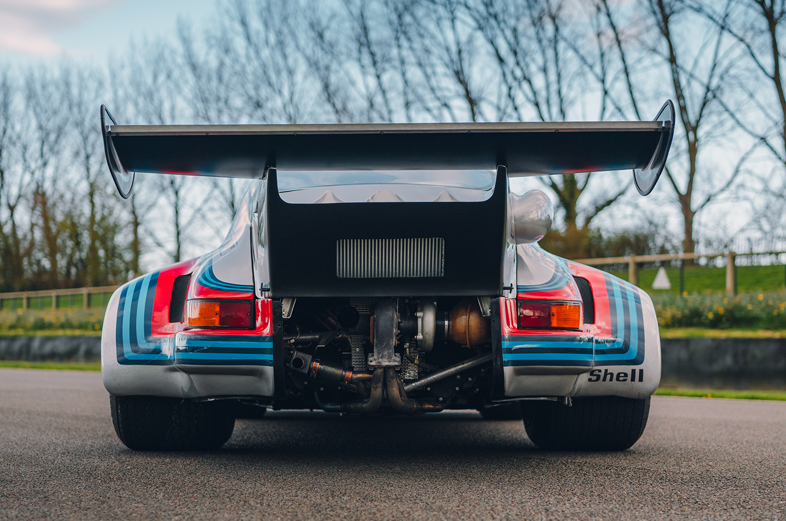 Classic & Sports Car – Porsche 911 turbo racers: blown away