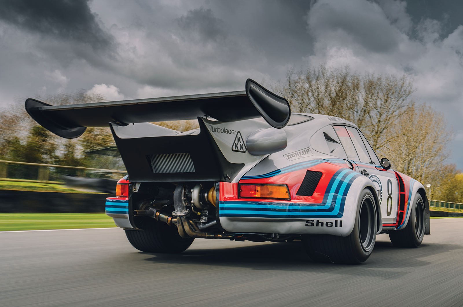Classic & Sports Car – Porsche 911 turbo racers: blown away