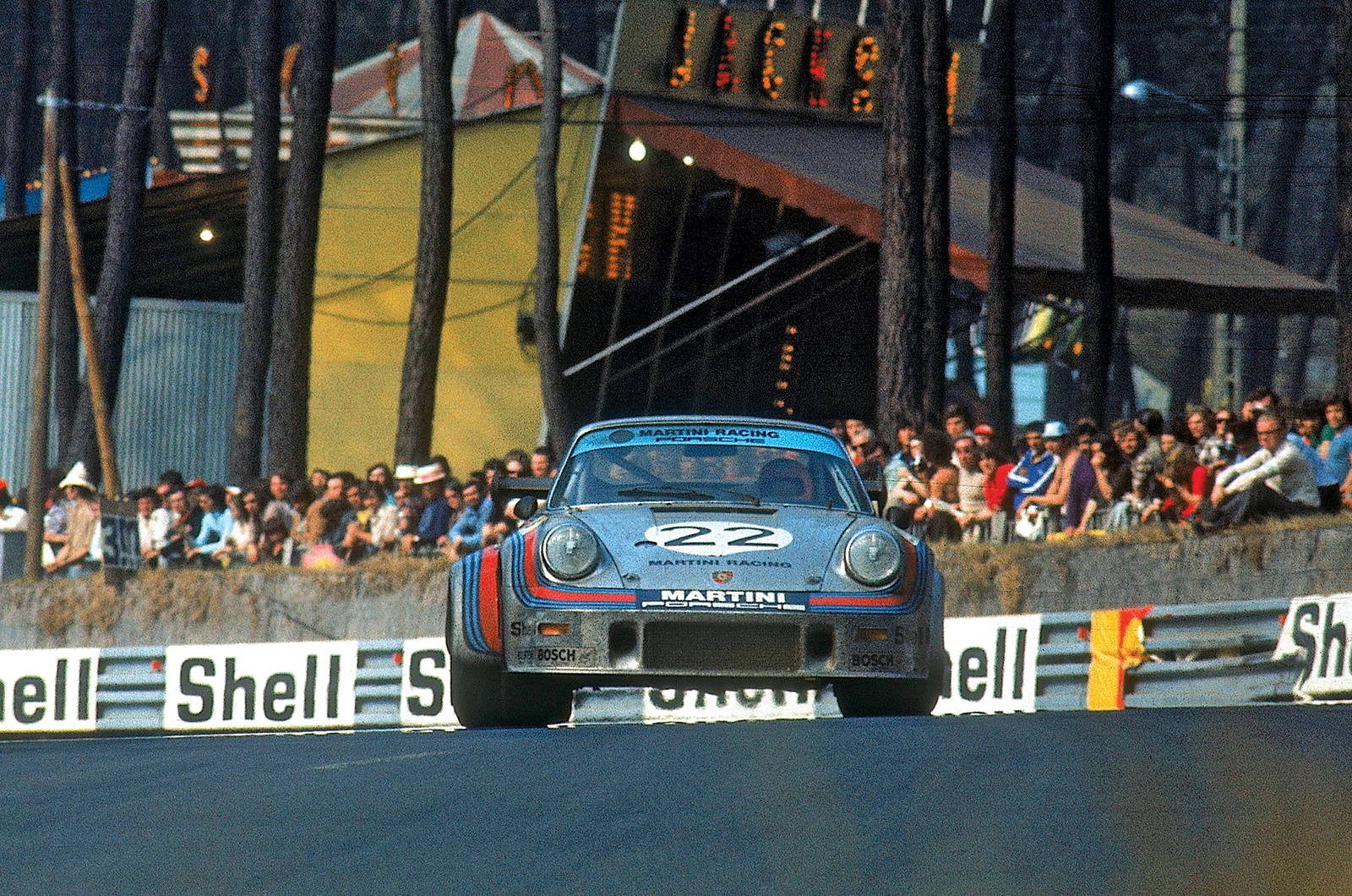 Classic & Sports Car – Porsche 911 turbo racers: blown away