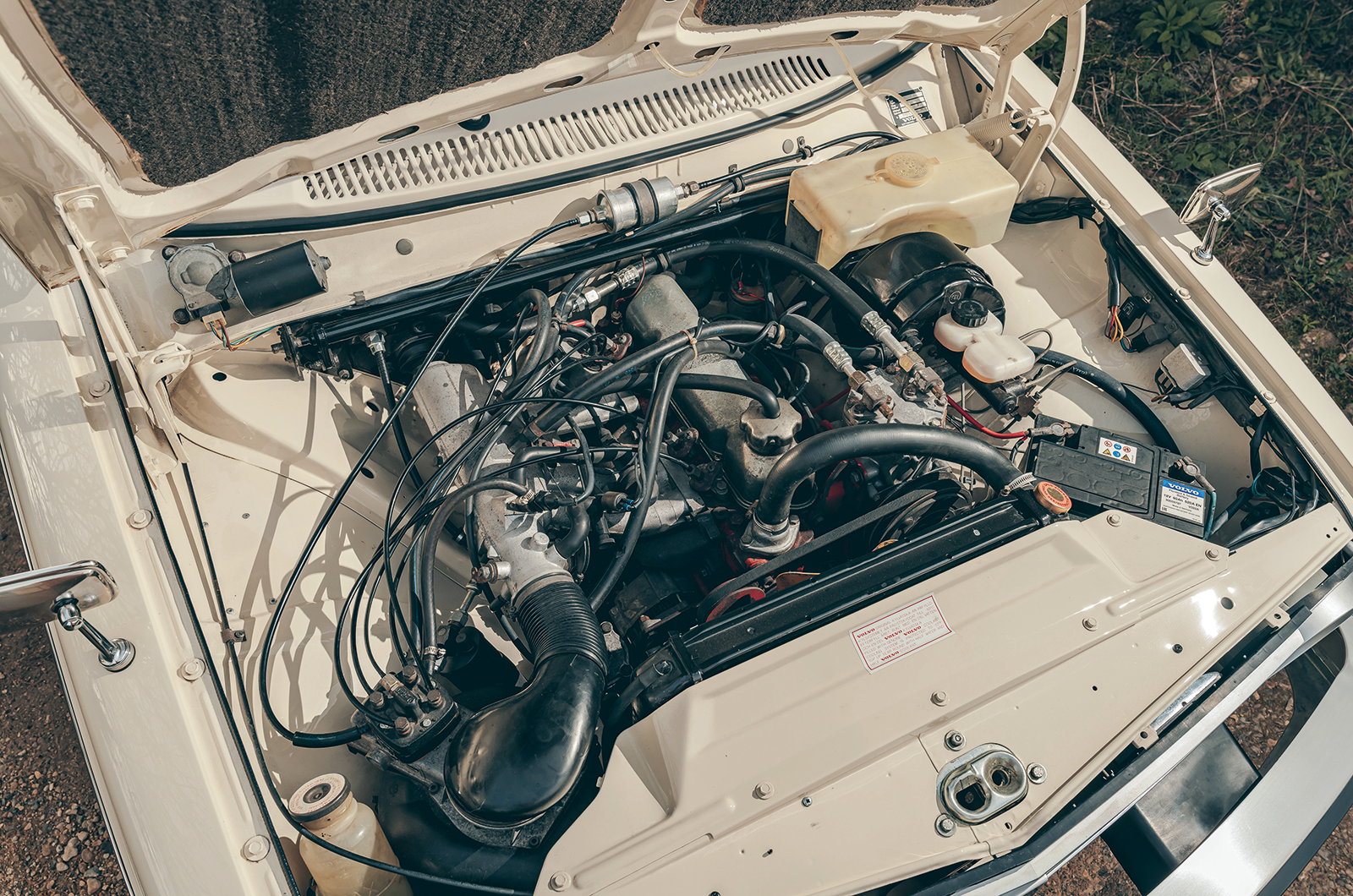 Classic & Sports Car – Volvo 144E: return of the Saint