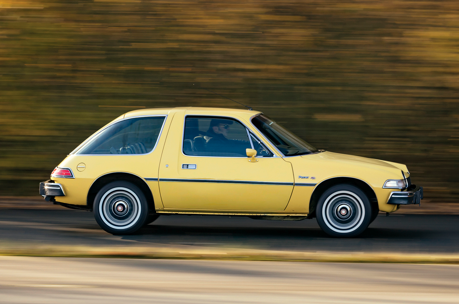 Ford Pinto vs AMC Gremlin and Pacer: daring to be diminutive
