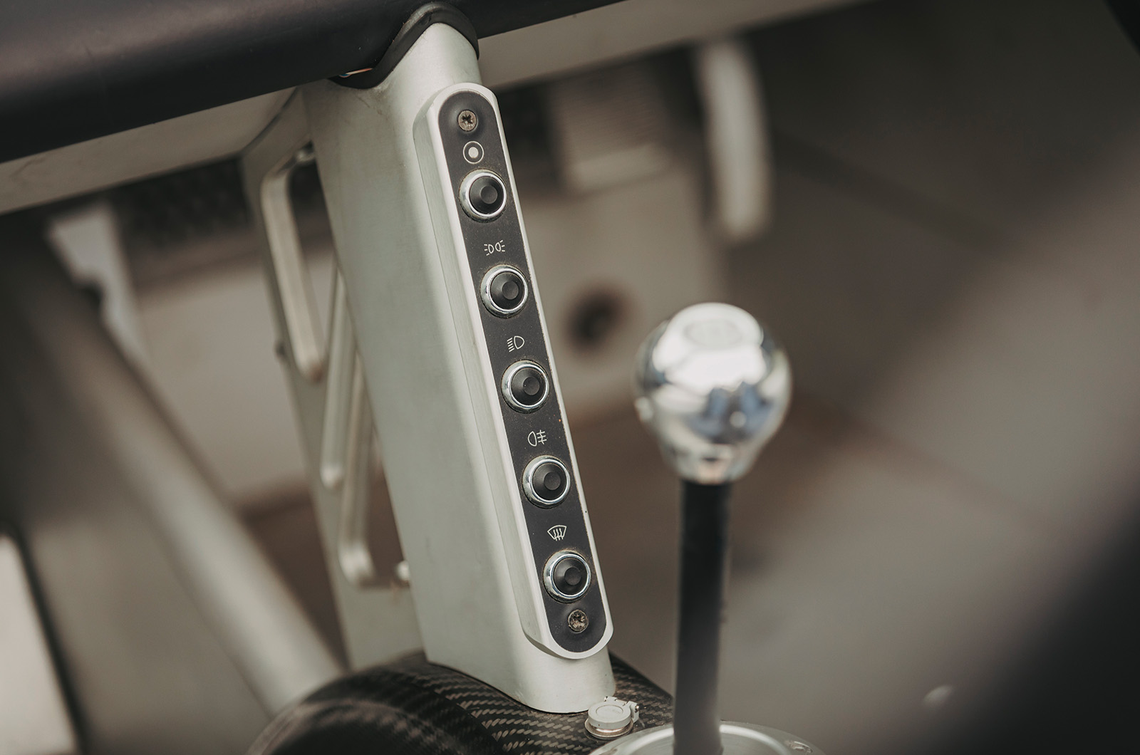 Classic & Sports Car – Renault Sport Spider vs Lotus 340R: diet poke