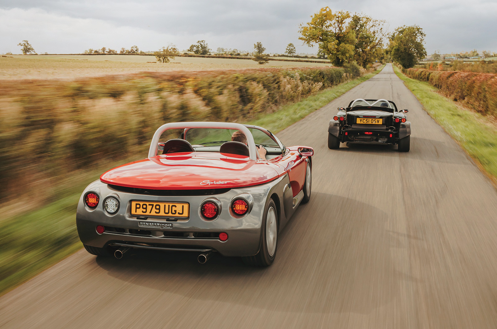 Classic & Sports Car – Renault Sport Spider vs Lotus 340R: diet poke