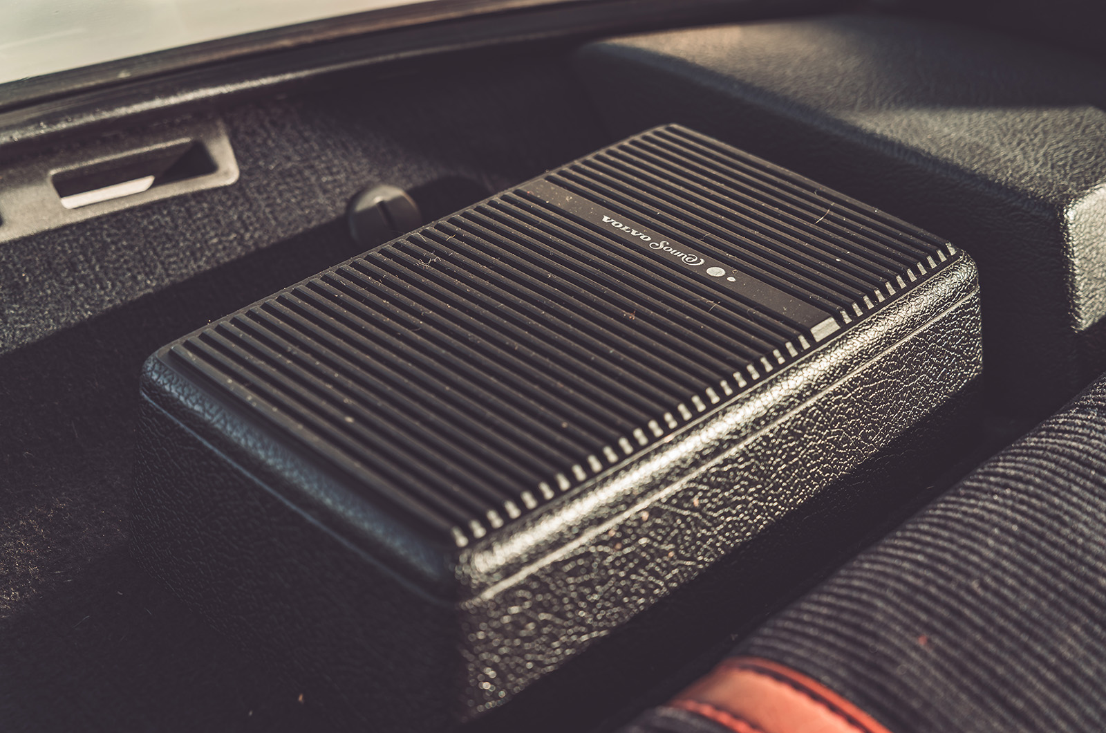 Classic & Sports Car – Volvo 242 GT: the flying brick