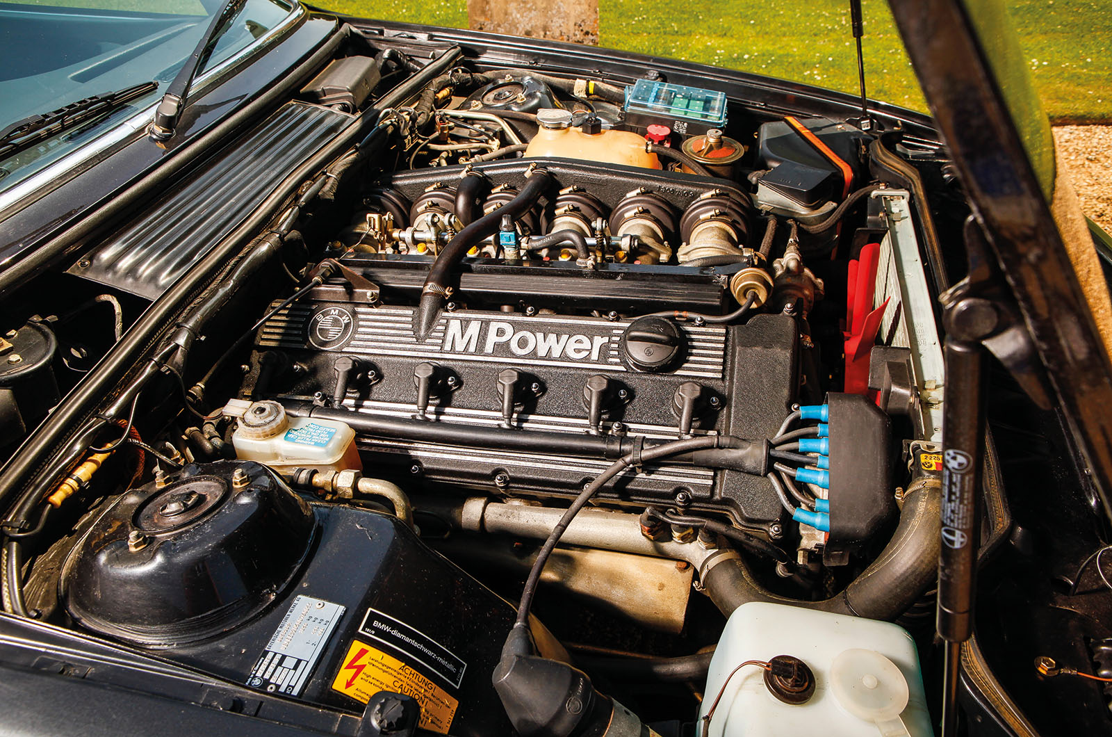 Classic & Sports Car – BMW M635CSi: charting the rise of modern classic cars