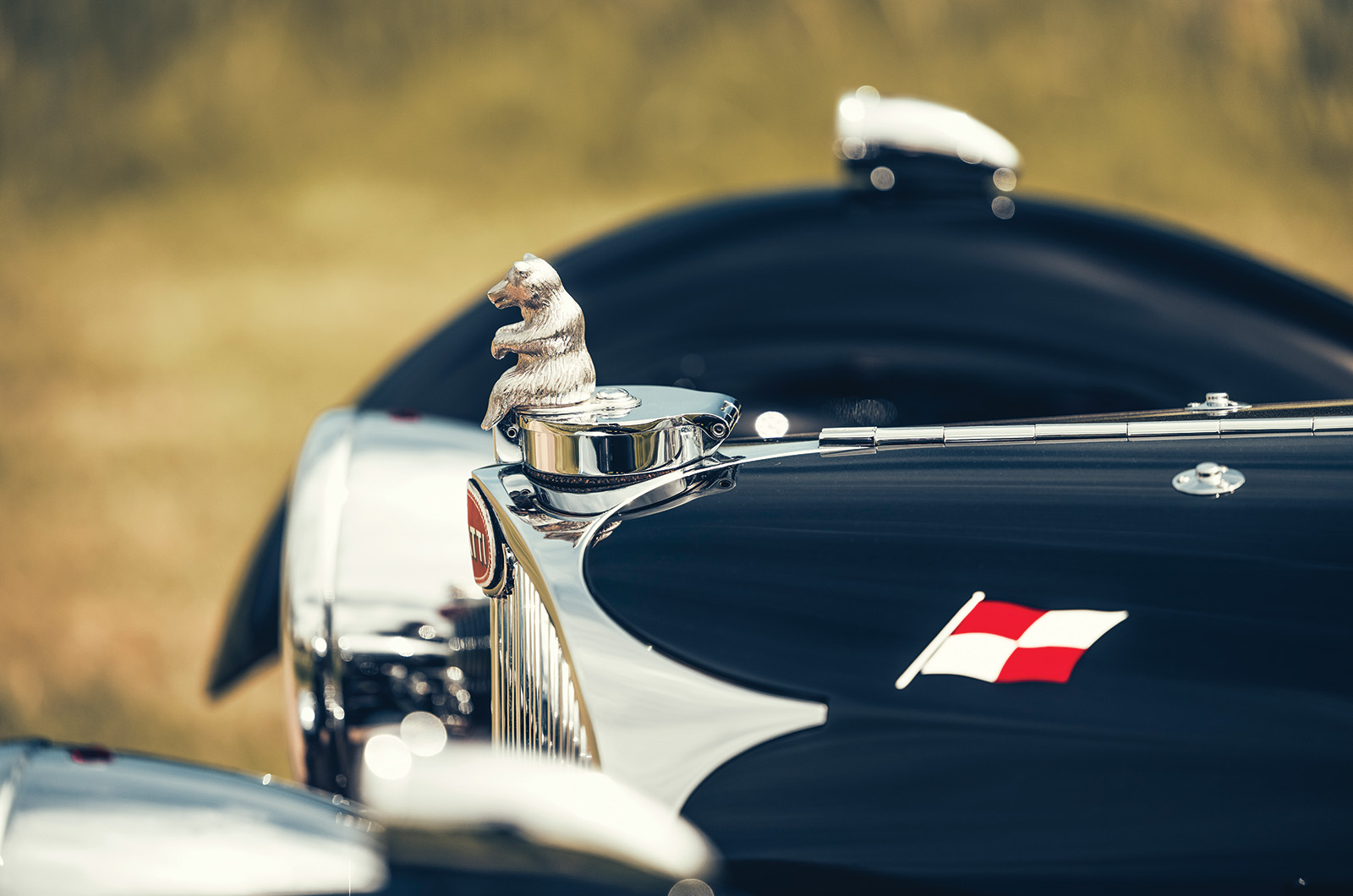Classic & Sports Car – Bugatti Type 57S by Corsica: next stop, the Côte d’Azur
