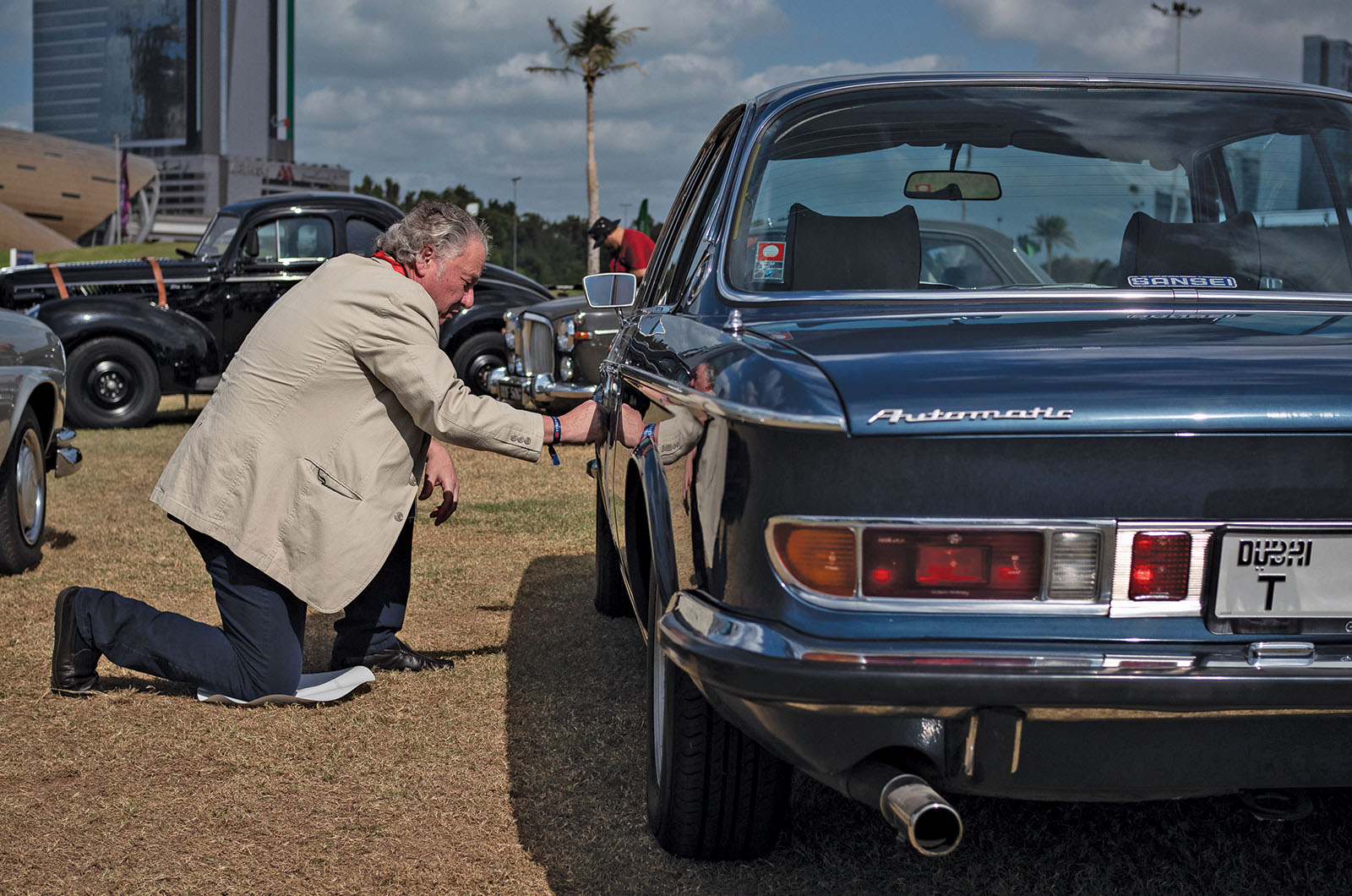 Classic & Sports Car – Driving a BMW 3.0 CS on the 1000 Miglia Experience UAE: Dubai meets Brescia