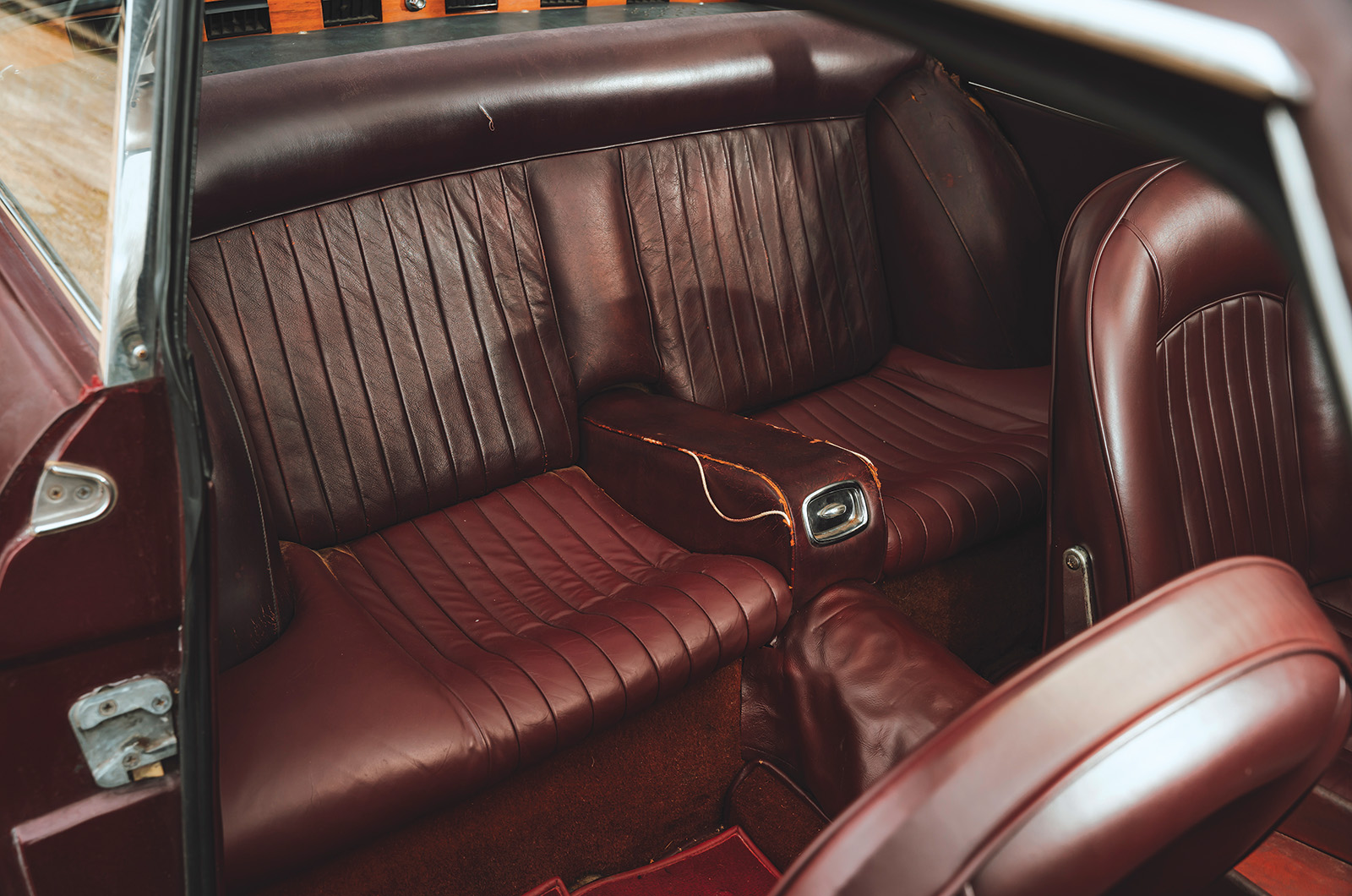 Classic & Sports Car – John Surtees’ Ferrari 330GT: toeing the company line