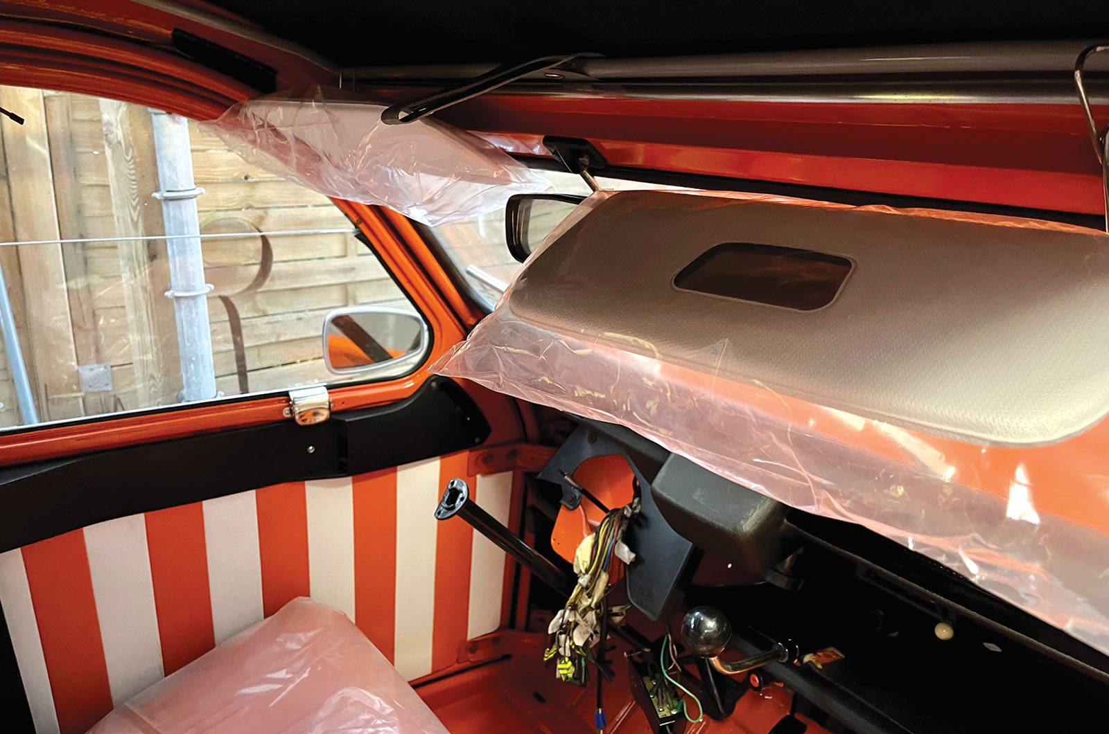 Classic & Sports Car – Your classic: Citroën 2CV Spot