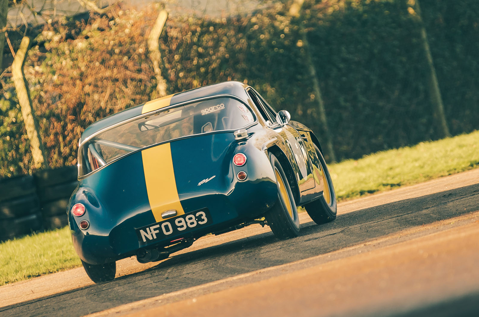 Classic & Sports Car – TVR Grantura: slip-sliding away