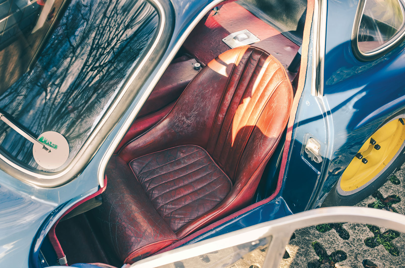 Classic & Sports Car – TVR Grantura: slip-sliding away