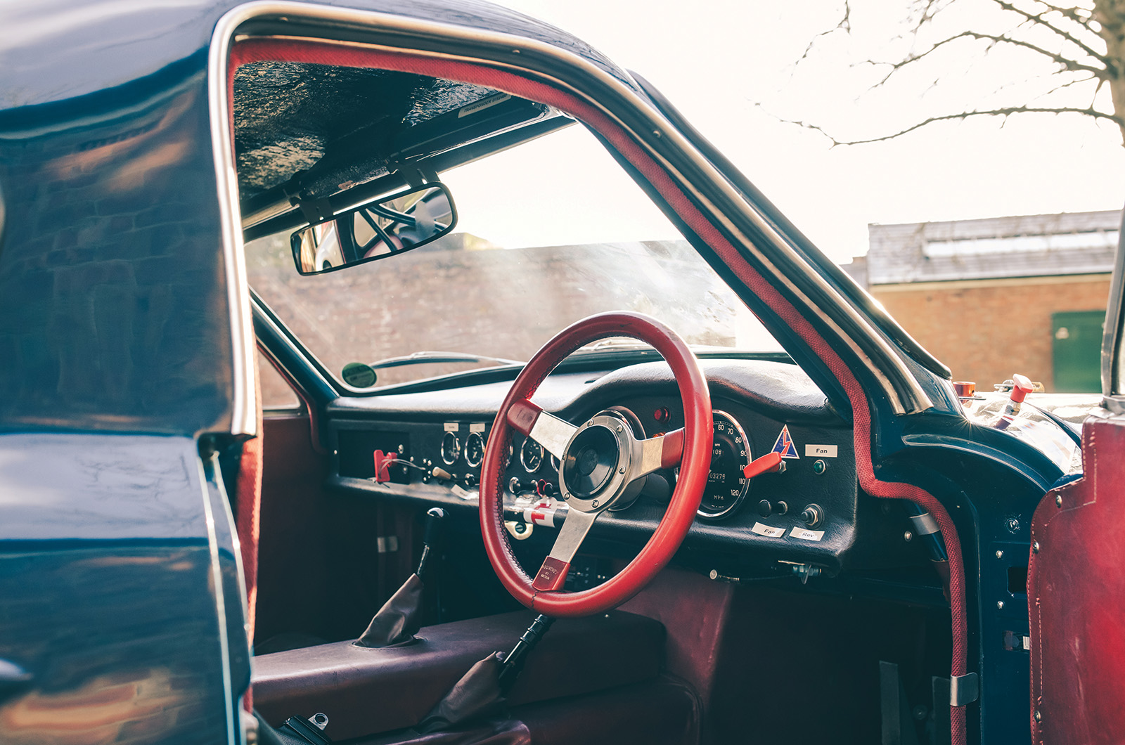 Classic & Sports Car – TVR Grantura: slip-sliding away