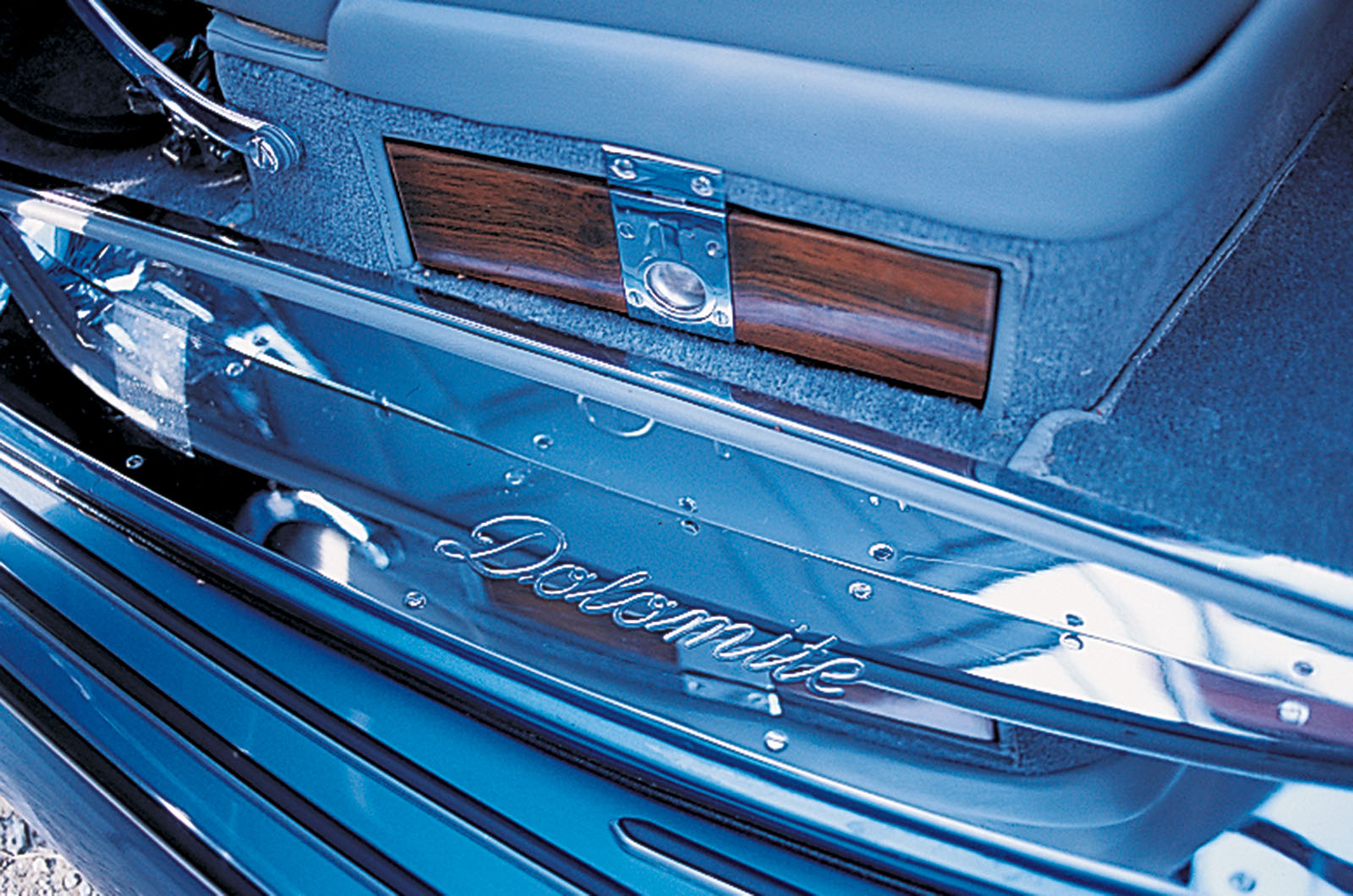 Classic & Sports Car – Triumph Dolomite Roadster Coupé: chasing waterfalls