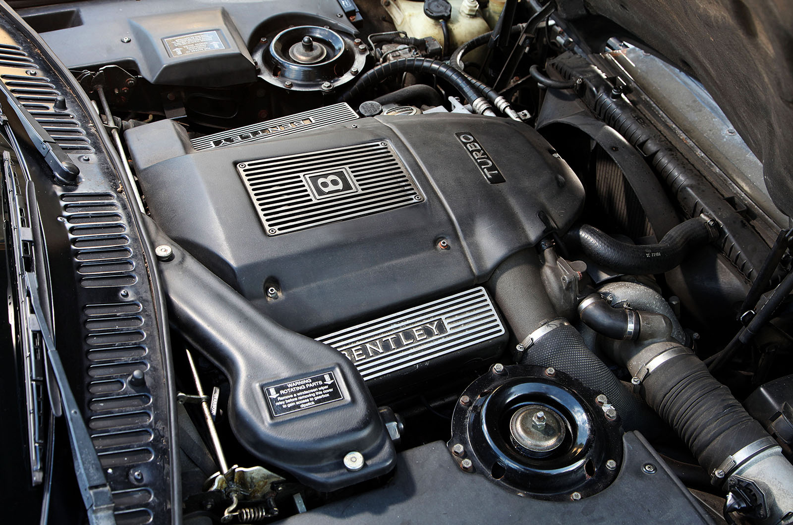 Classic & Sports Car – Bentley Continentals: style, speed and luxury