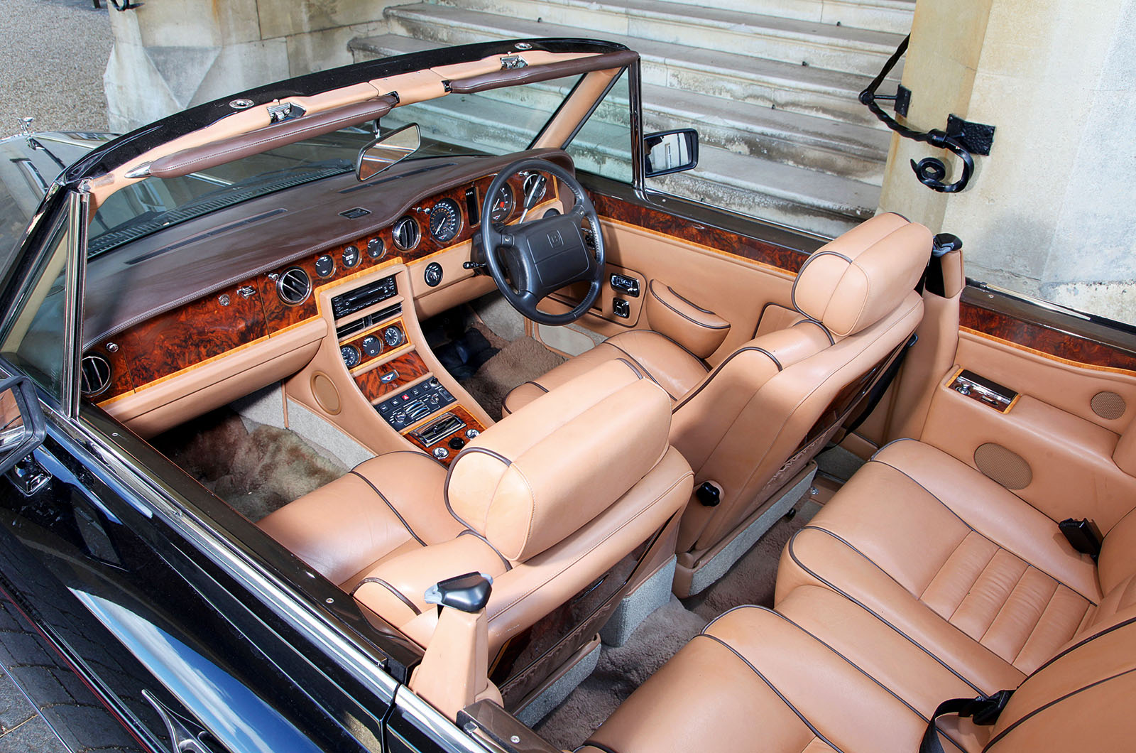 Classic & Sports Car – Bentley Continentals: style, speed and luxury