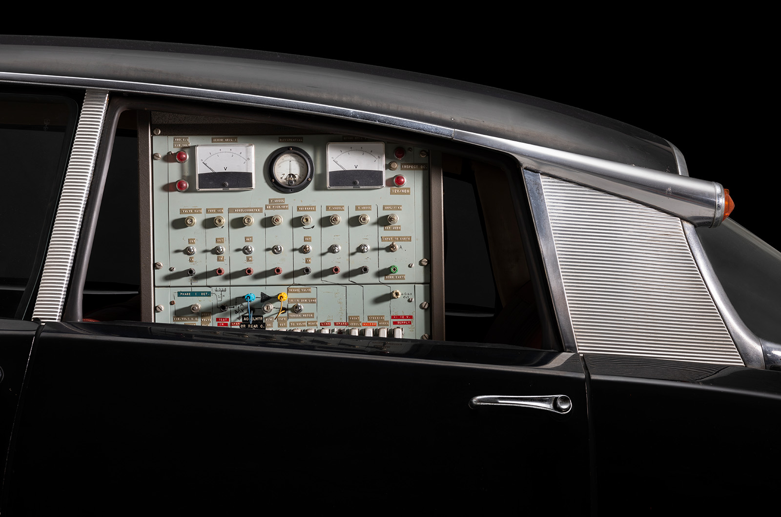 Classic & Sports Car – Self-driving Citroën DS: Britain’s 1960s pioneer