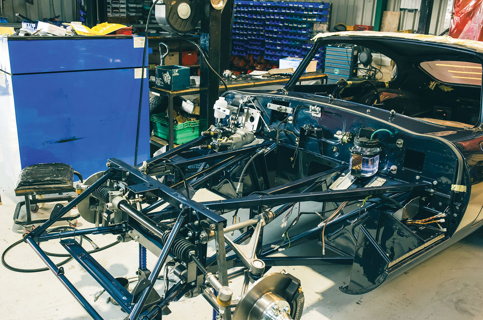 Classic & Sports Car – The specialist: P&K Thornton Restorations