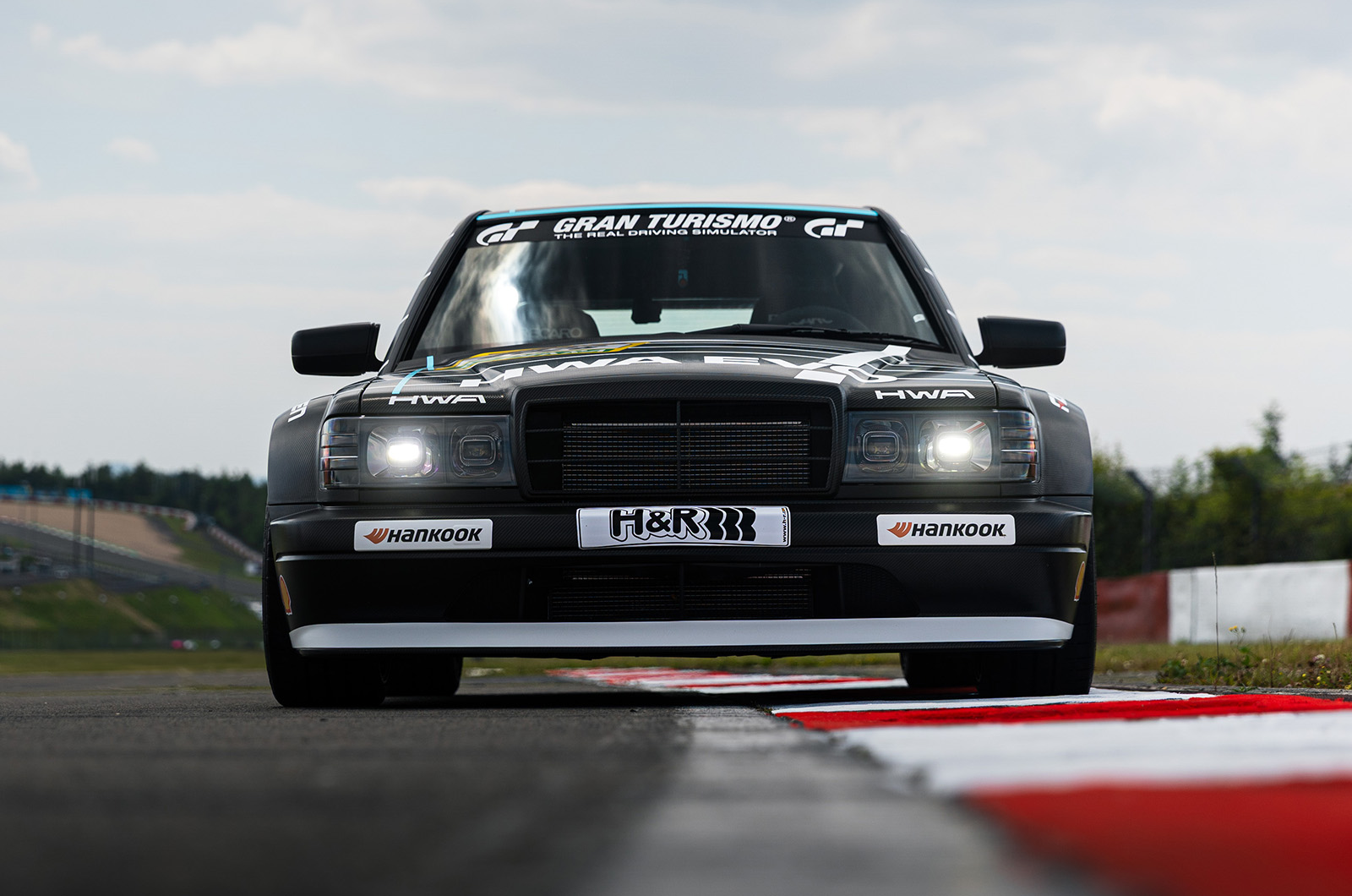 Classic & Sports Car – Mercedes-Benz 190E’s racing return in 2026 